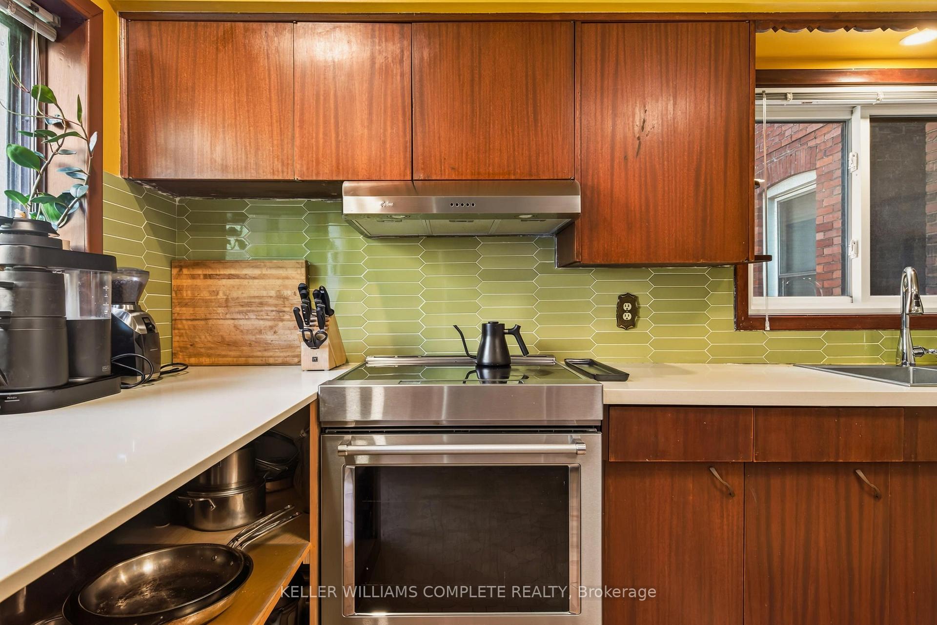Photo 21 of 22 Spring Street, Hamilton, Corktown — HOMEH