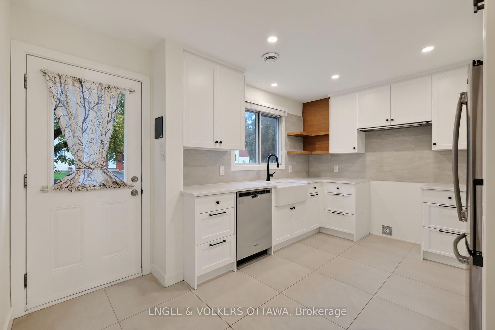 Photo 4 of 259 Teal Crescent, Ottawa, Chatelaine Village — HOMEH