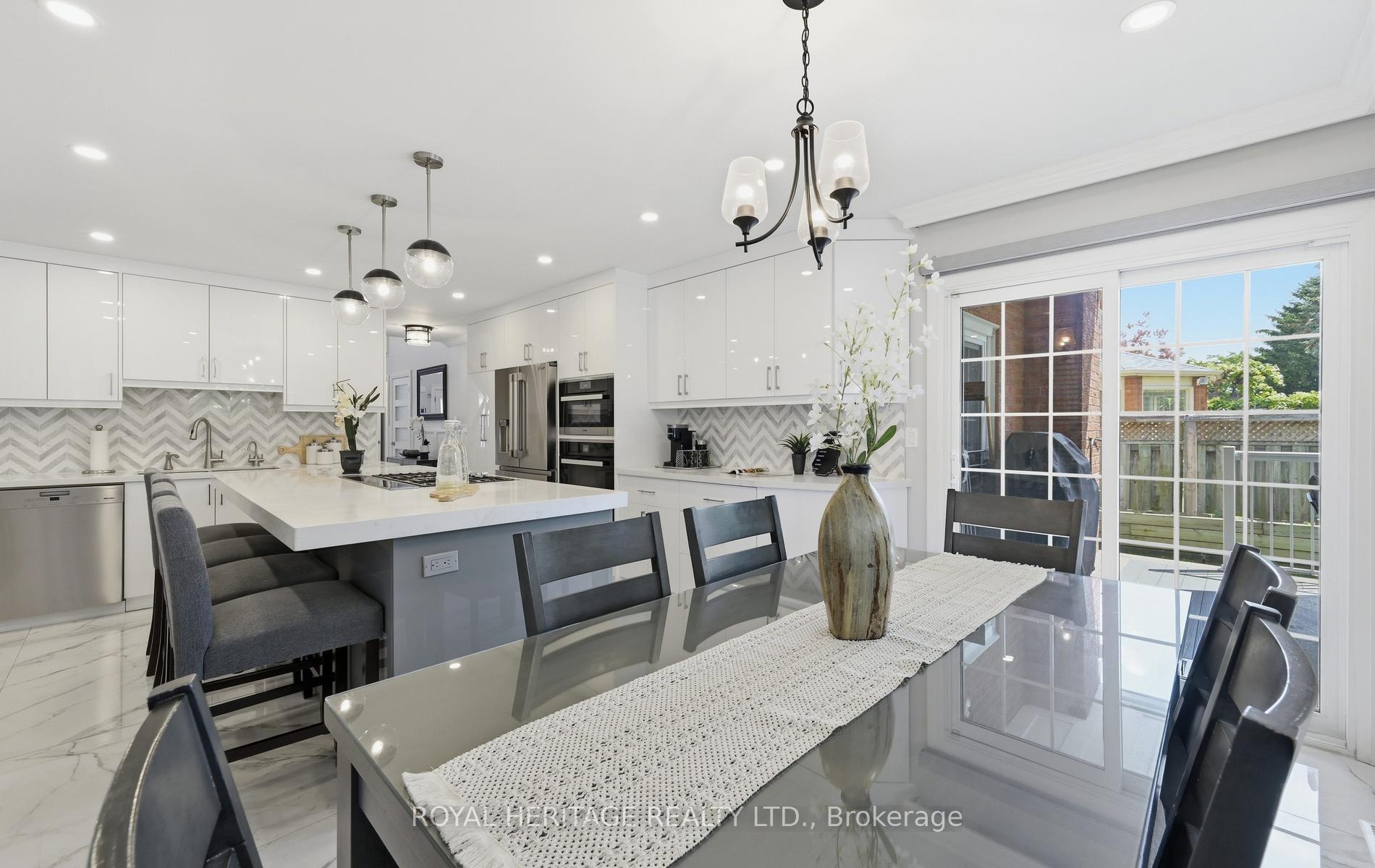 Photo 18 of 7 Kimbark Crescent, Markham, Milliken Mills East — HOMEH