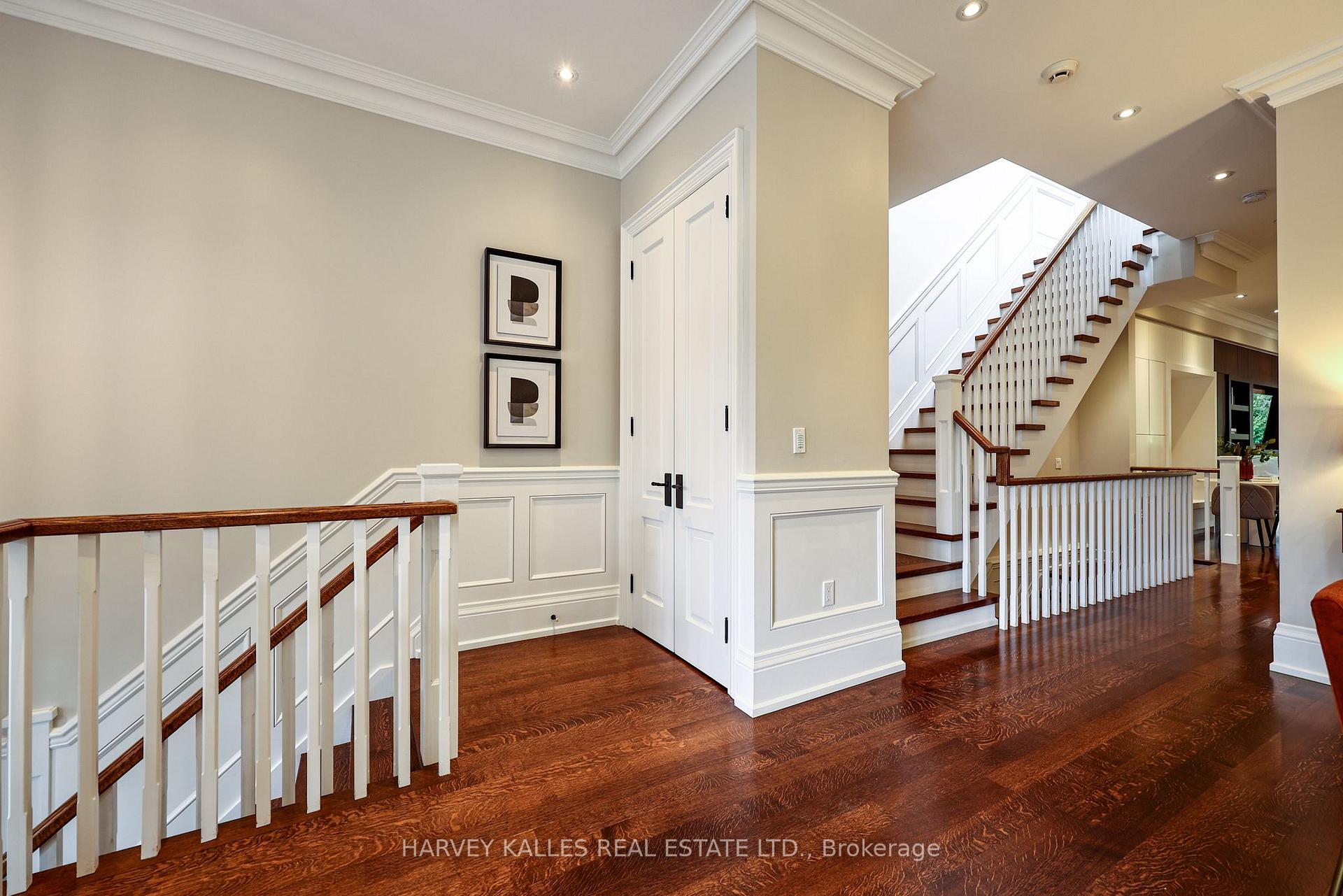Photo 5 of 344 Fairlawn Avenue, Toronto, Bedford Park-Nortown — HOMEH