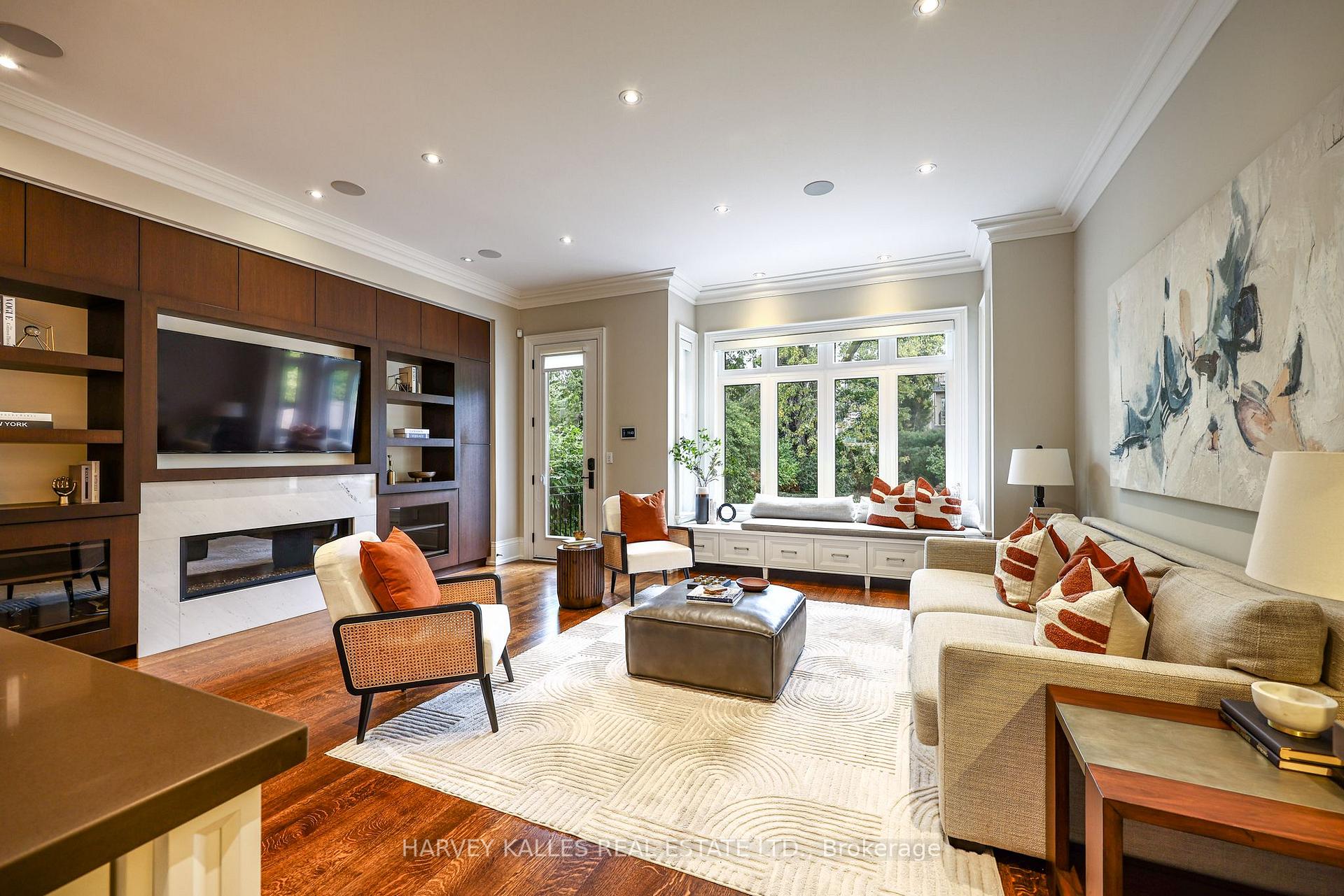 Photo 17 of 344 Fairlawn Avenue, Toronto, Bedford Park-Nortown — HOMEH