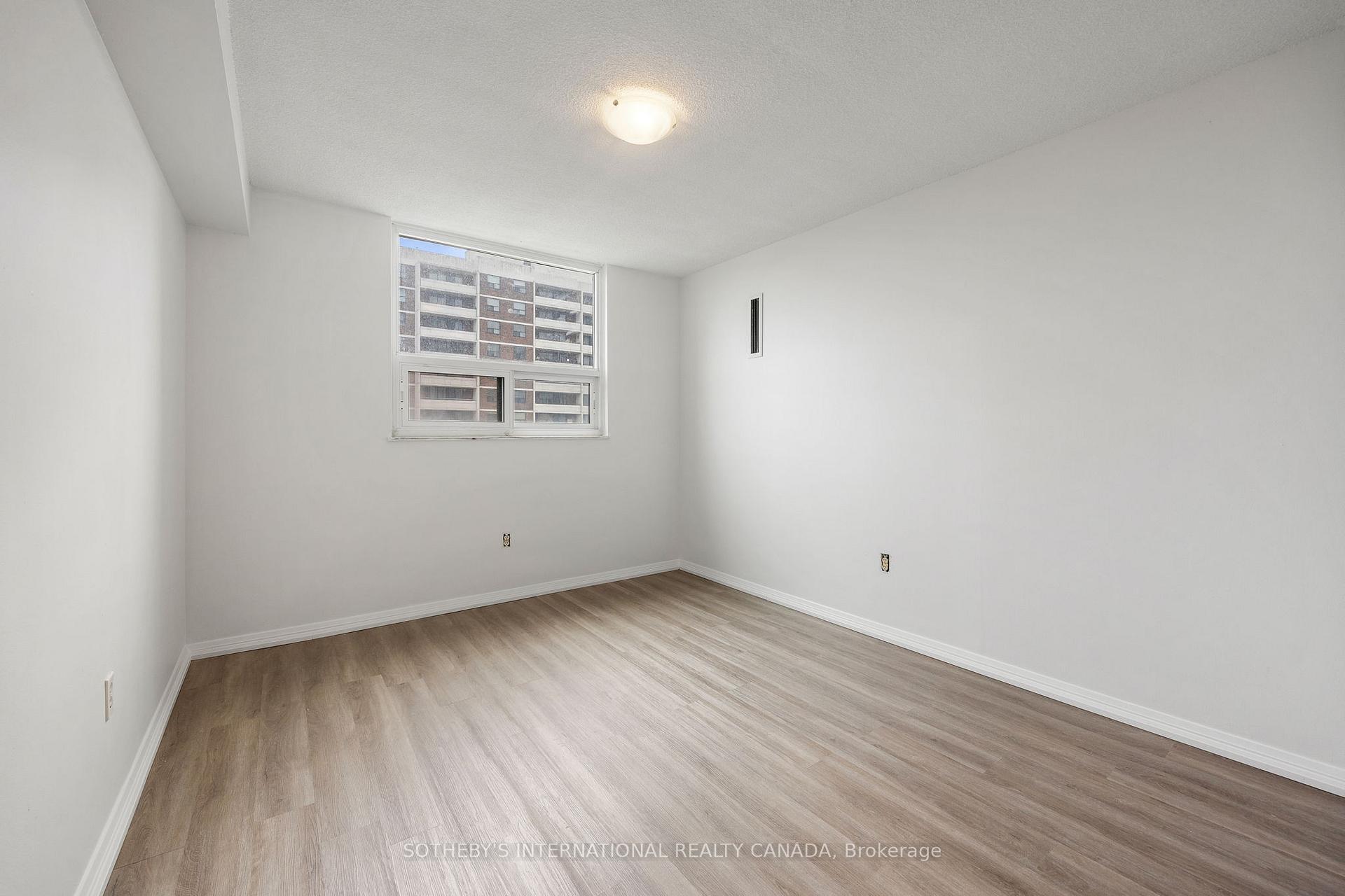 Photo 15 of Unit 911, 100 Prudential Drive, Scarborough, Dorset Park — HOMEH