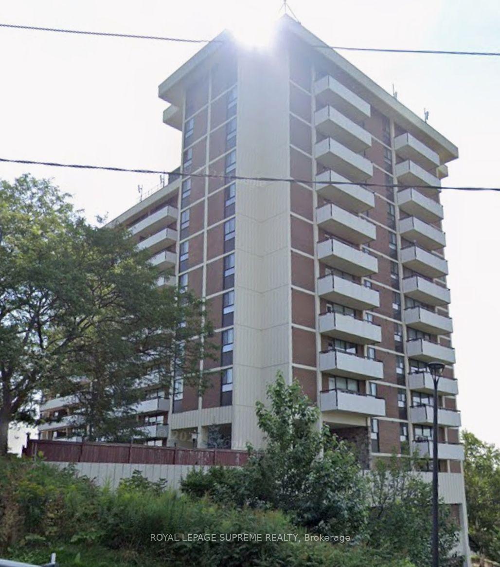Photo of Unit 1514, 541 Blackthorn Avenue