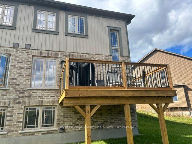 Photo 3 of 20 Foley Crescent, Collingwood — HOMEH
