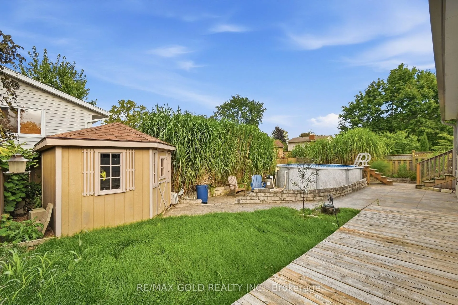 Photo 43 of 8 Garden Path, Chatham-Kent, Chatham — HOMEH
