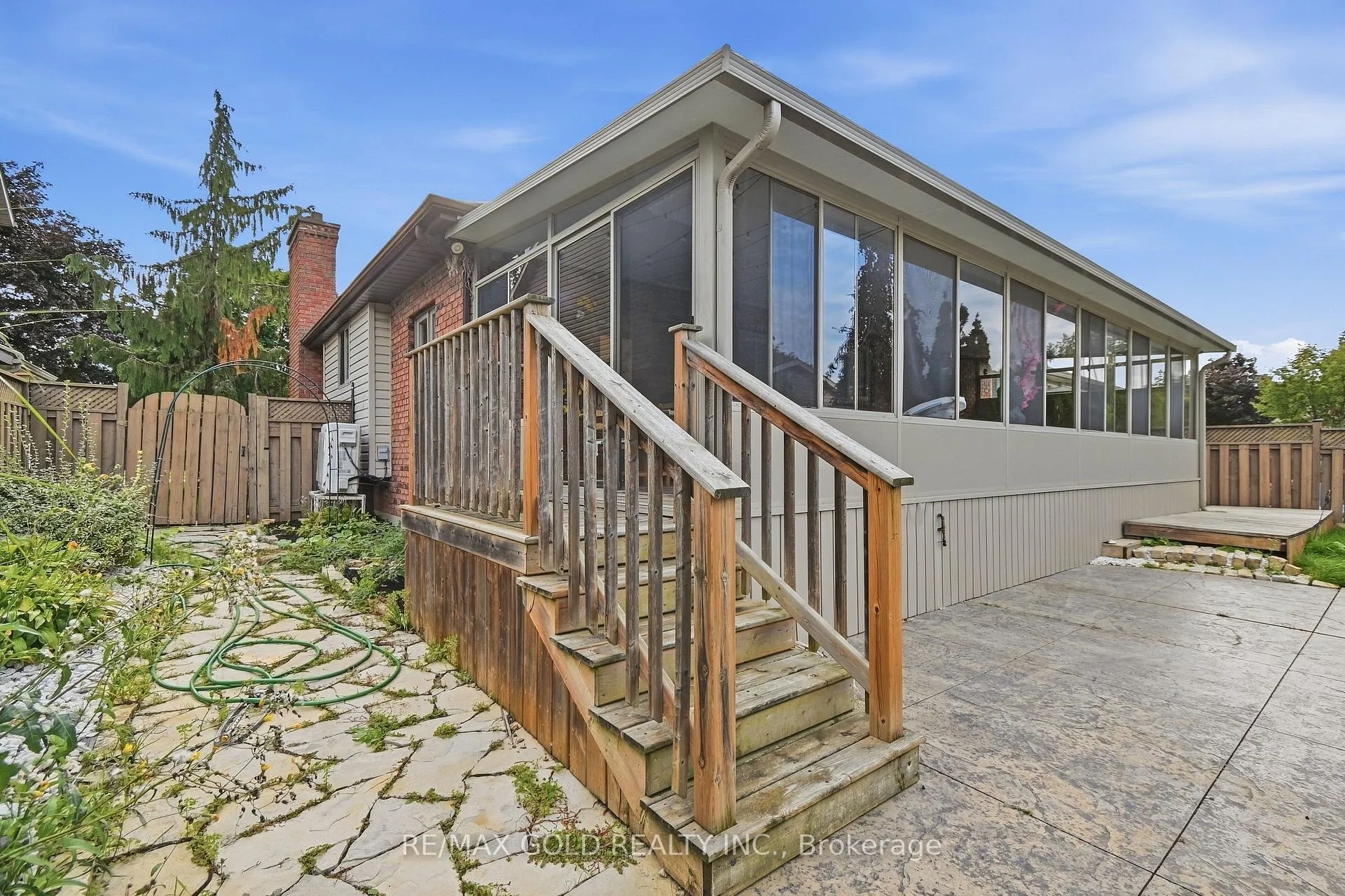Photo 44 of 8 Garden Path, Chatham-Kent, Chatham — HOMEH