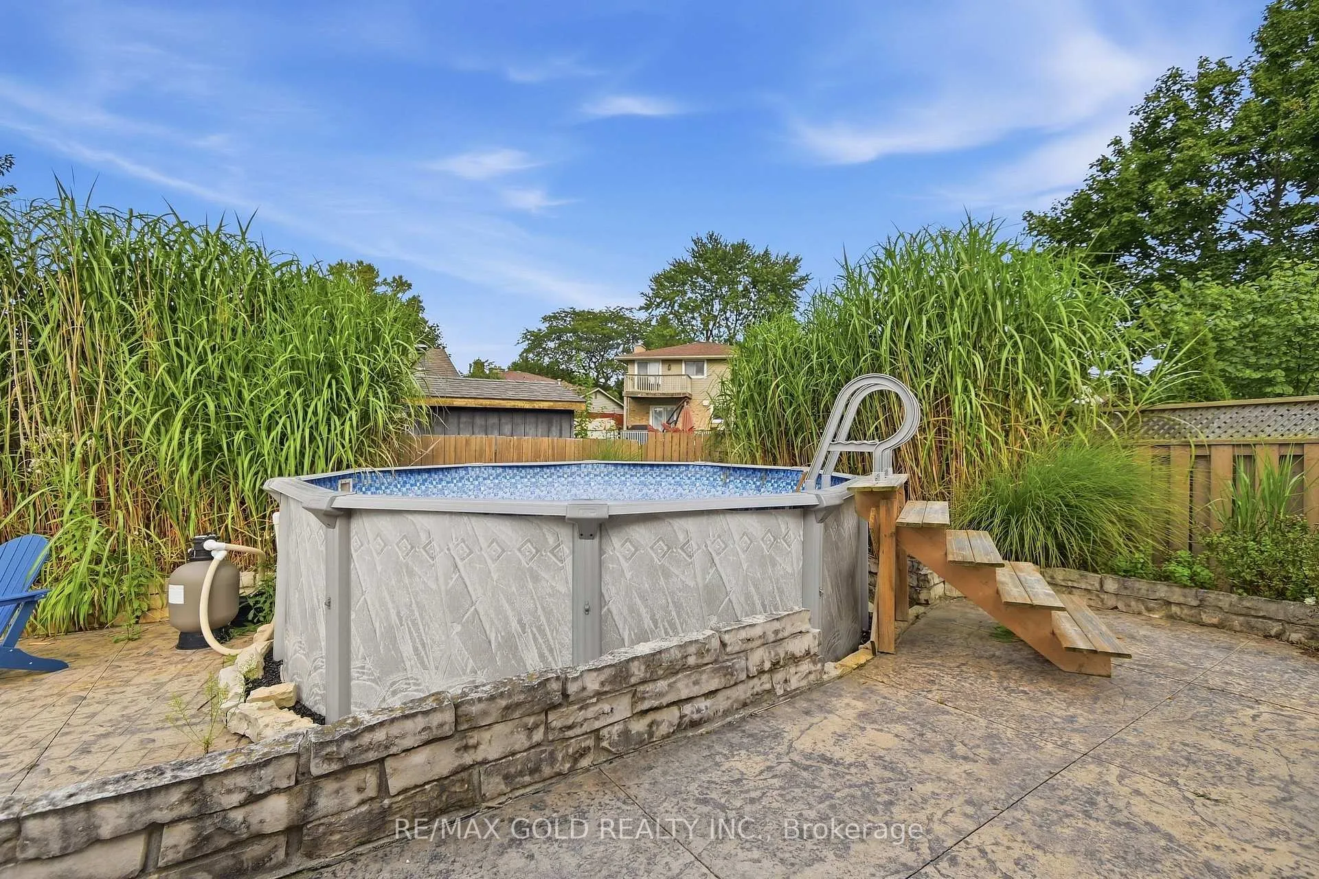 Photo 45 of 8 Garden Path, Chatham-Kent, Chatham — HOMEH
