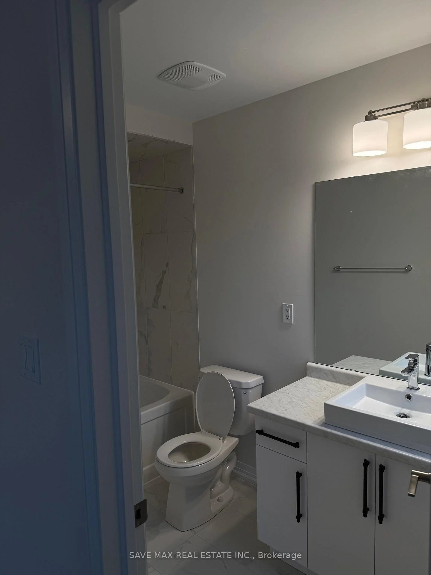 Photo 5 of Unit 89, 313 Conklin Road, Brantford, Empire South — HOMEH