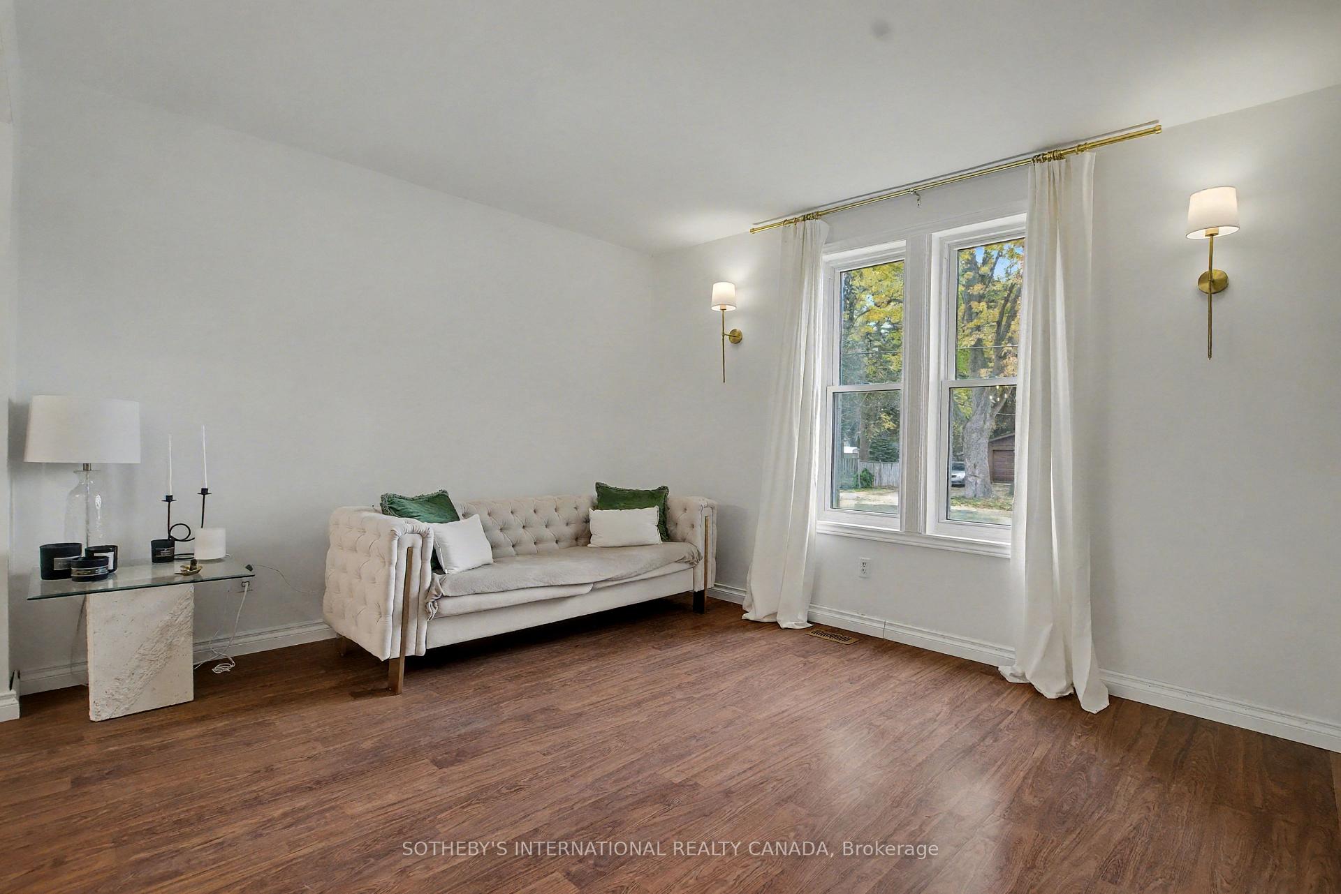 Photo 13 of 263 Cumberland Street, Minto — HOMEH