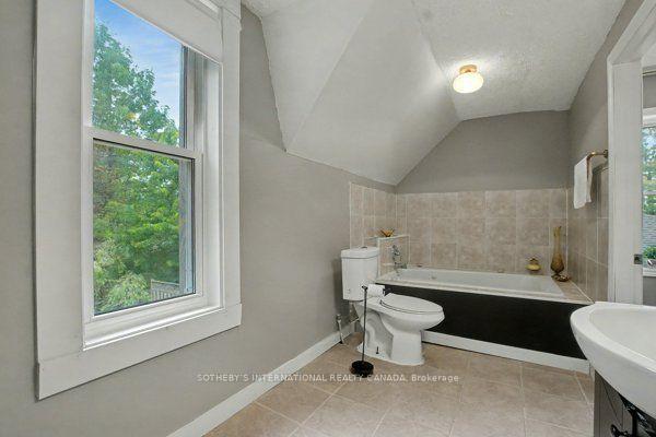 Photo 26 of 263 Cumberland Street, Minto — HOMEH