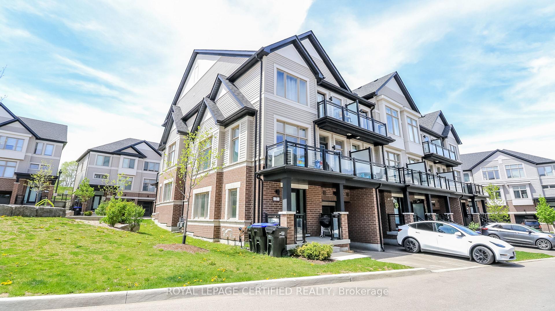 Photo 2 of 5 Hughes Lane, New Tecumseth, Tottenham — HOMEH
