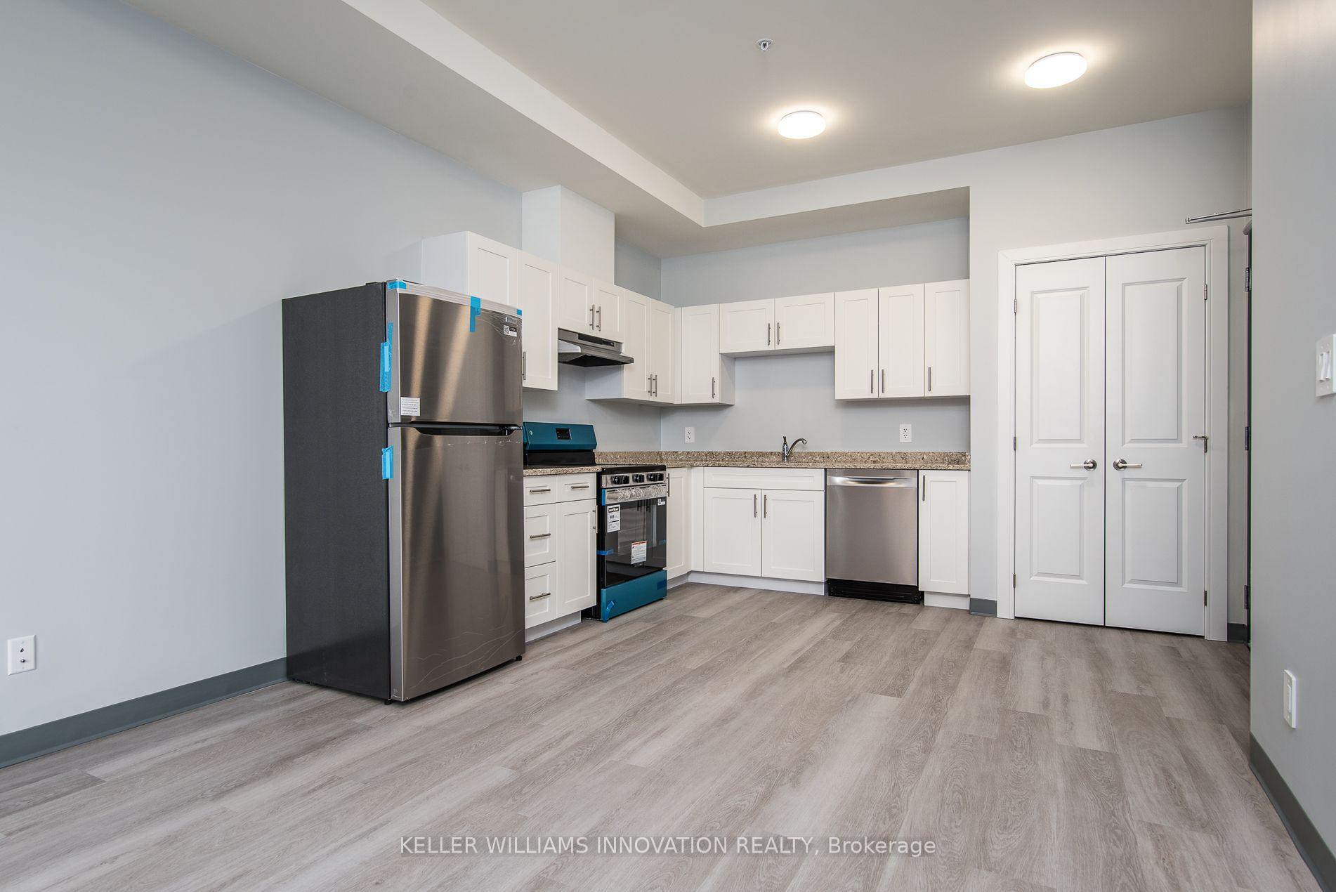 Photo 4 of Unit 203, 10 Queen Street, St. Thomas — HOMEH