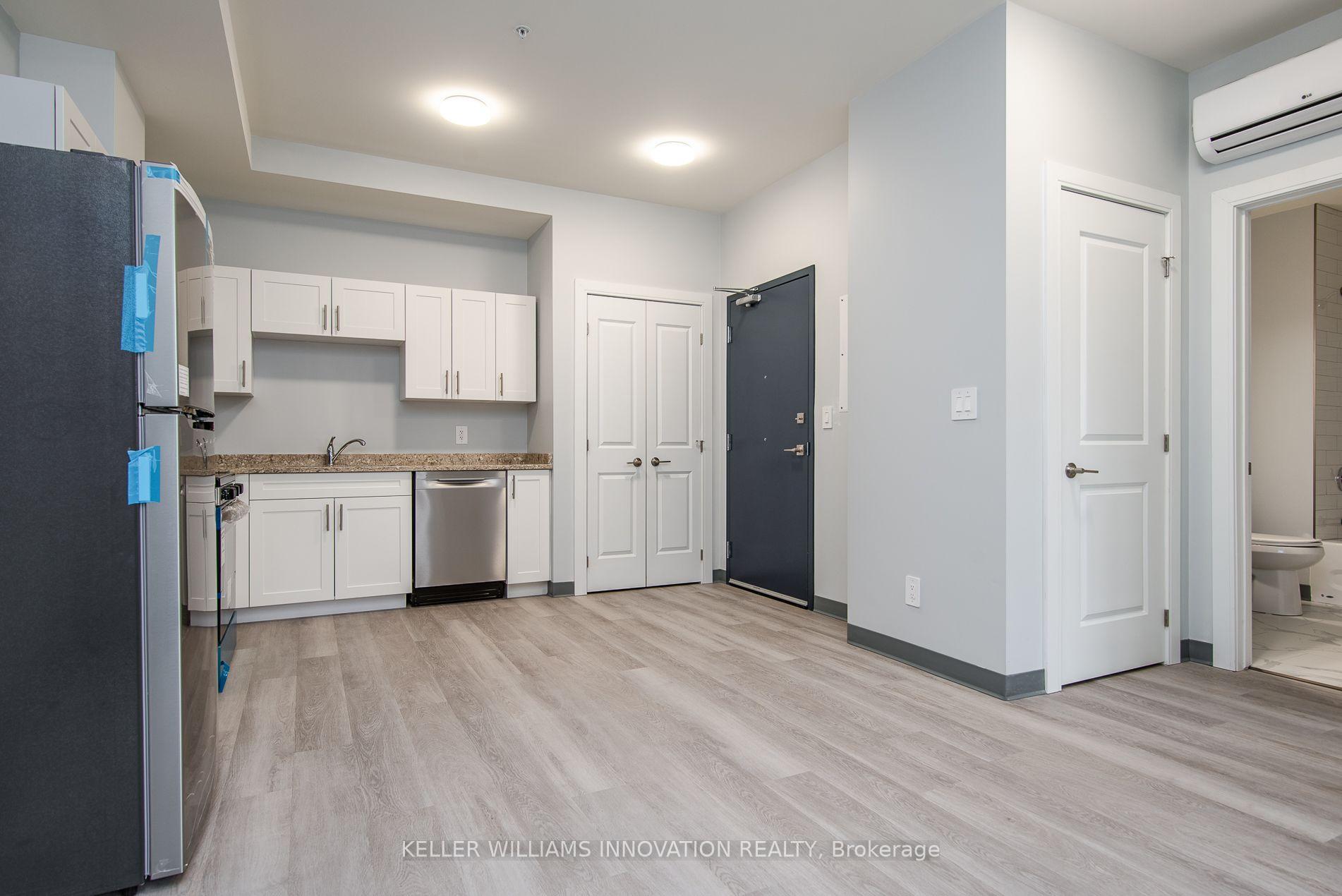 Photo 5 of Unit 203, 10 Queen Street, St. Thomas — HOMEH