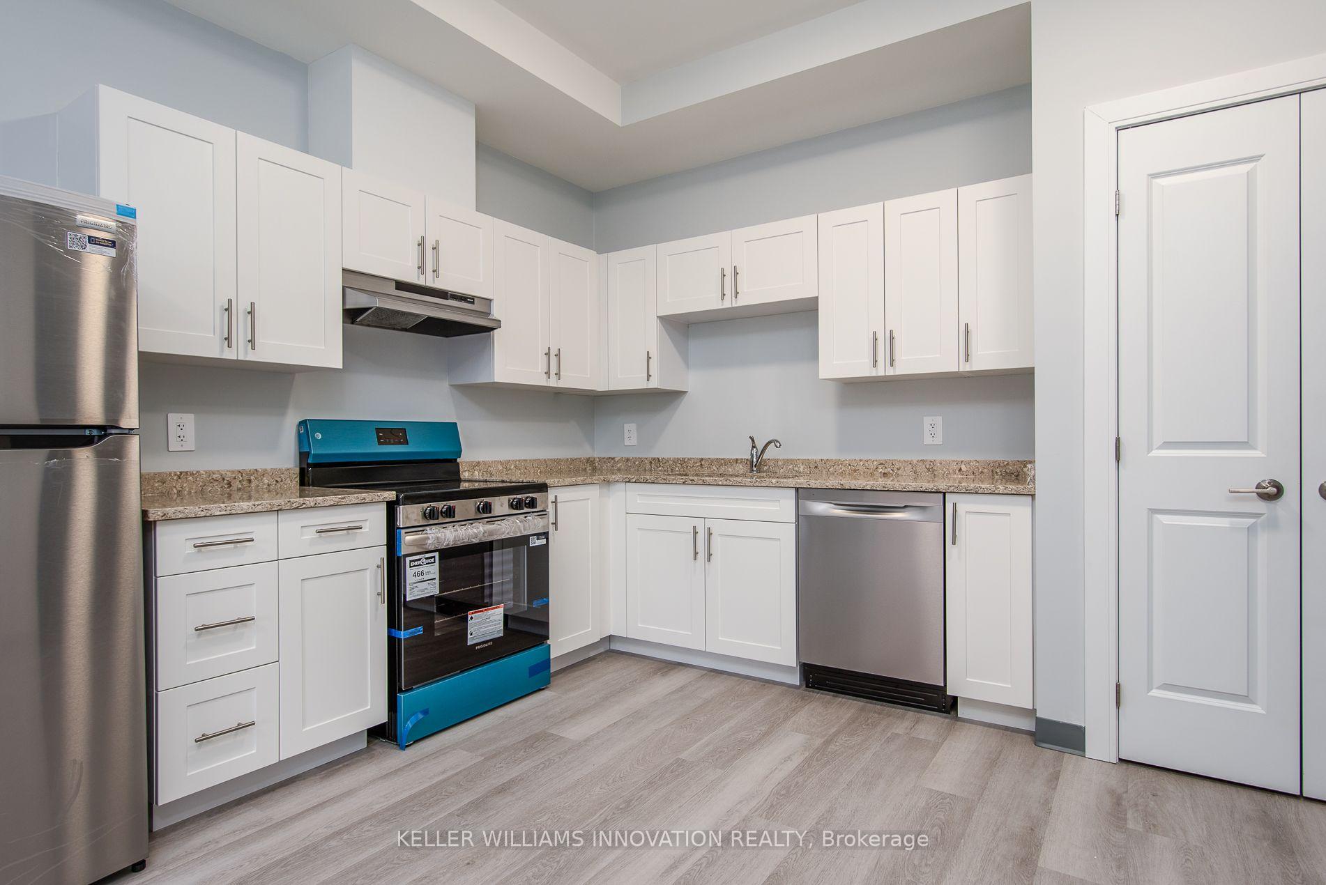 Photo 9 of Unit 203, 10 Queen Street, St. Thomas — HOMEH