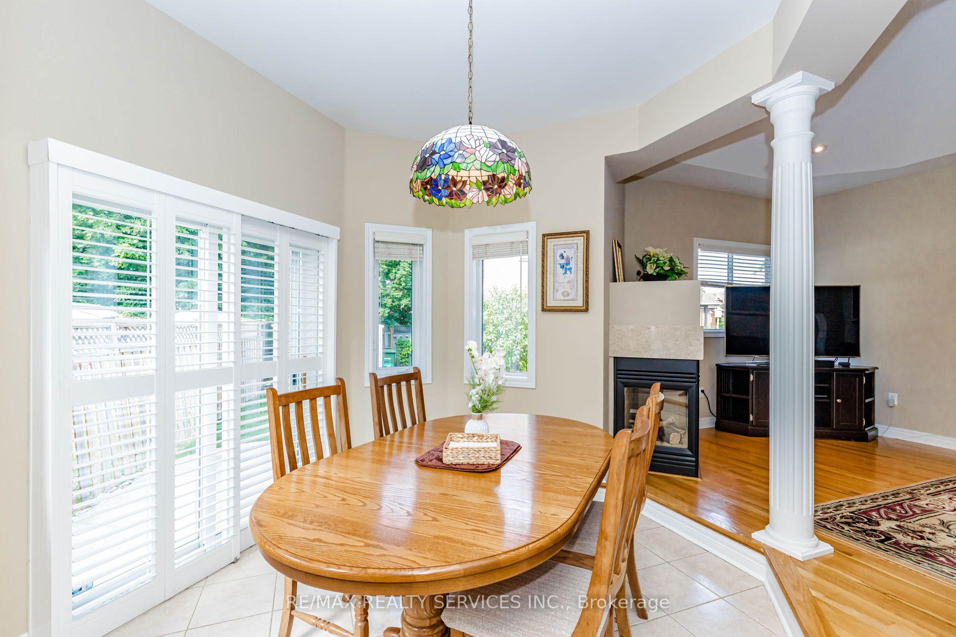 Photo 18 of 128 Valleywood Boulevard, Caledon, Rural Caledon — HOMEH