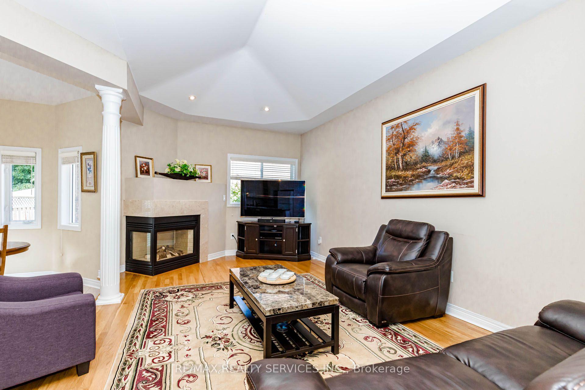 Photo 20 of 128 Valleywood Boulevard, Caledon, Rural Caledon — HOMEH