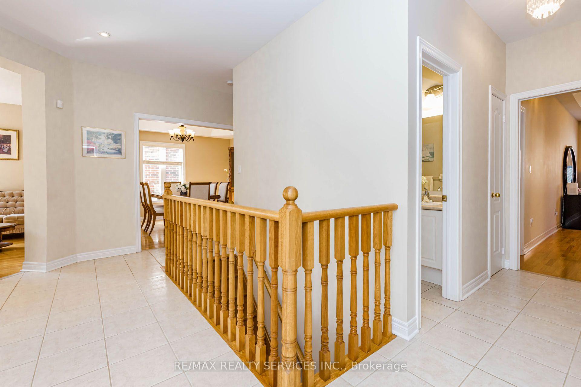 Photo 26 of 128 Valleywood Boulevard, Caledon, Rural Caledon — HOMEH