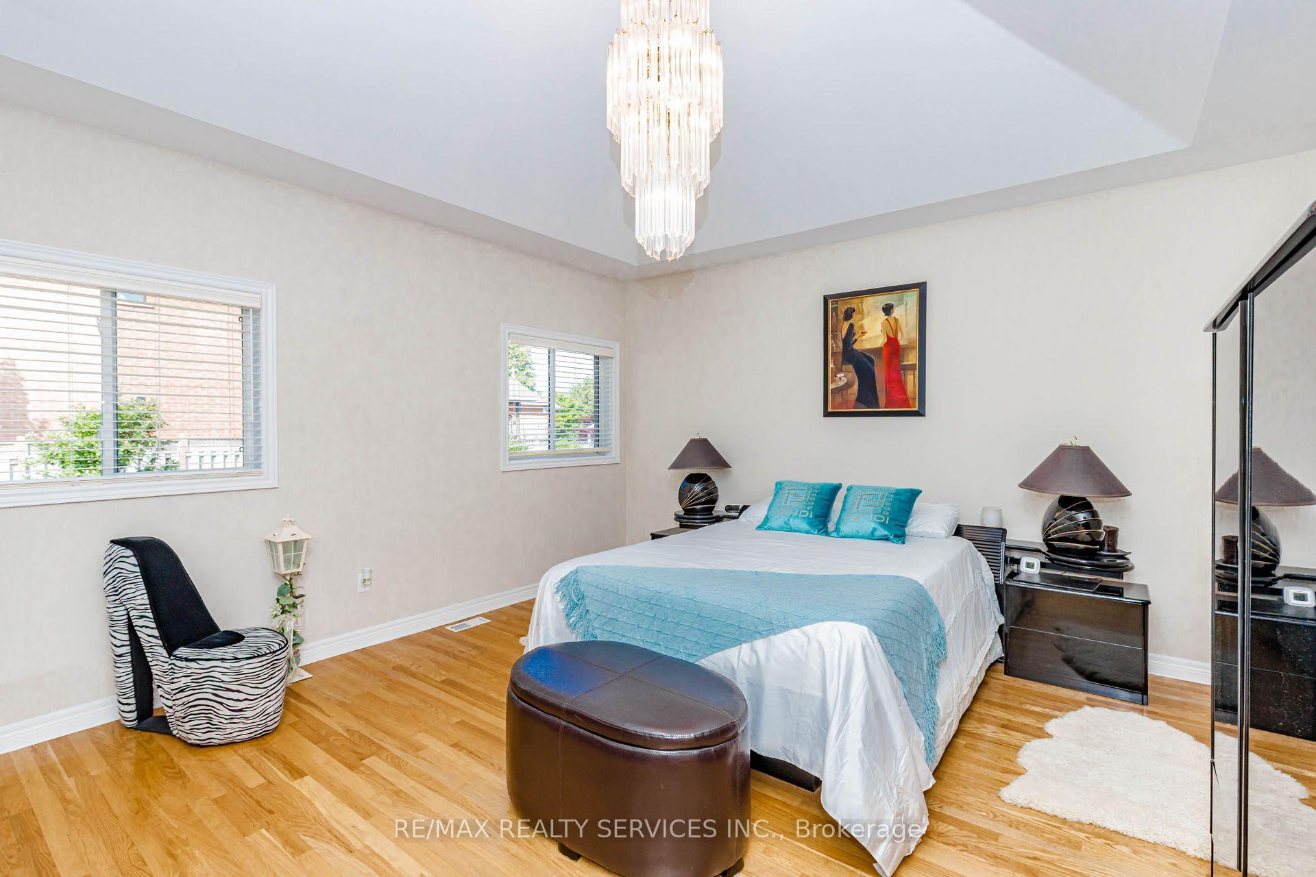 Photo 28 of 128 Valleywood Boulevard, Caledon, Rural Caledon — HOMEH