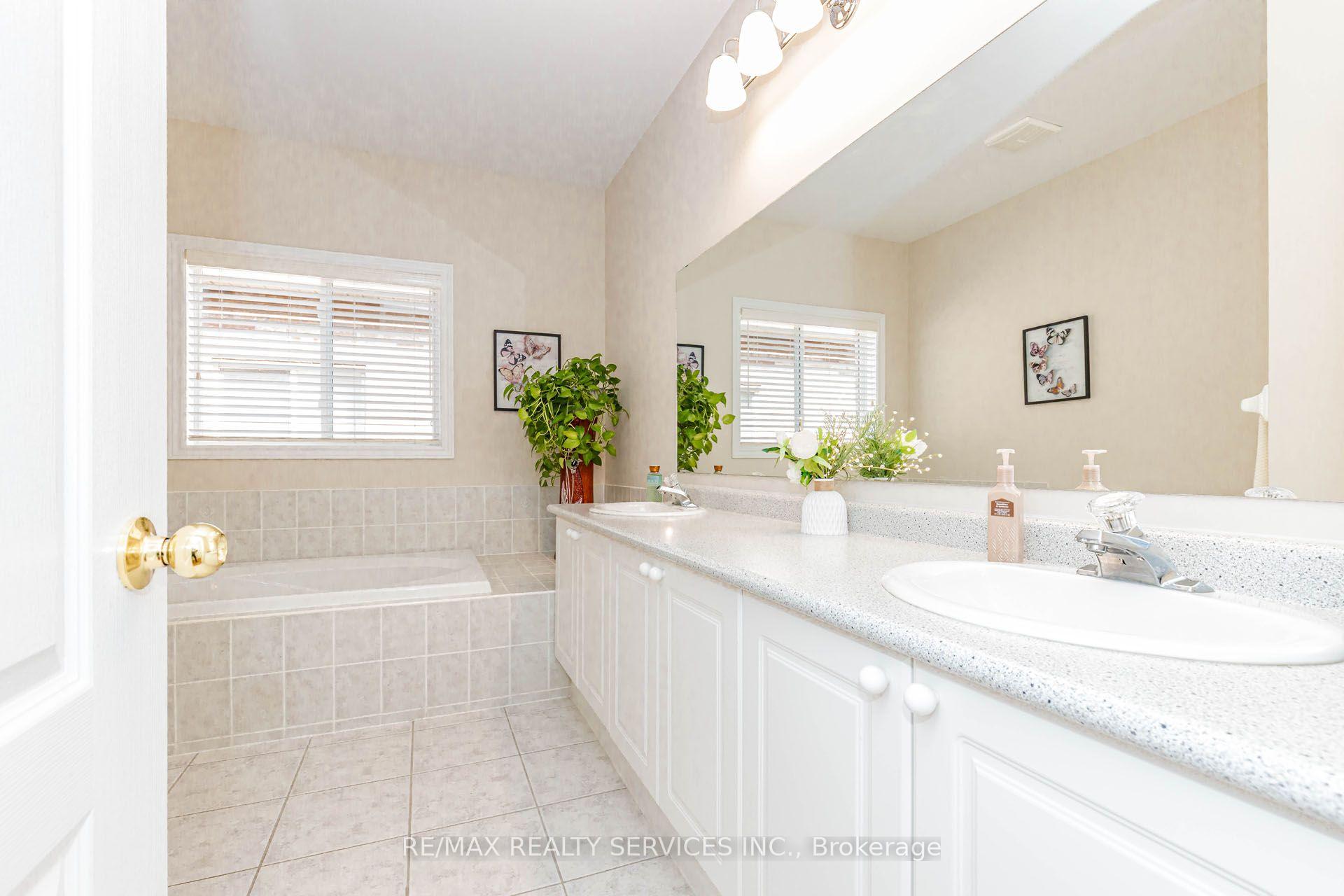Photo 31 of 128 Valleywood Boulevard, Caledon, Rural Caledon — HOMEH