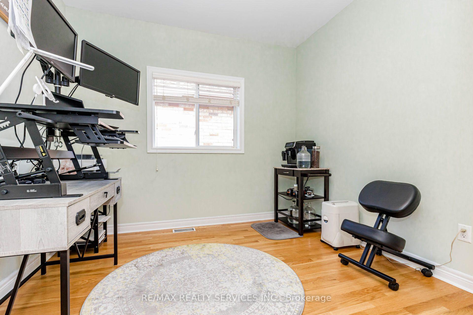 Photo 37 of 128 Valleywood Boulevard, Caledon, Rural Caledon — HOMEH