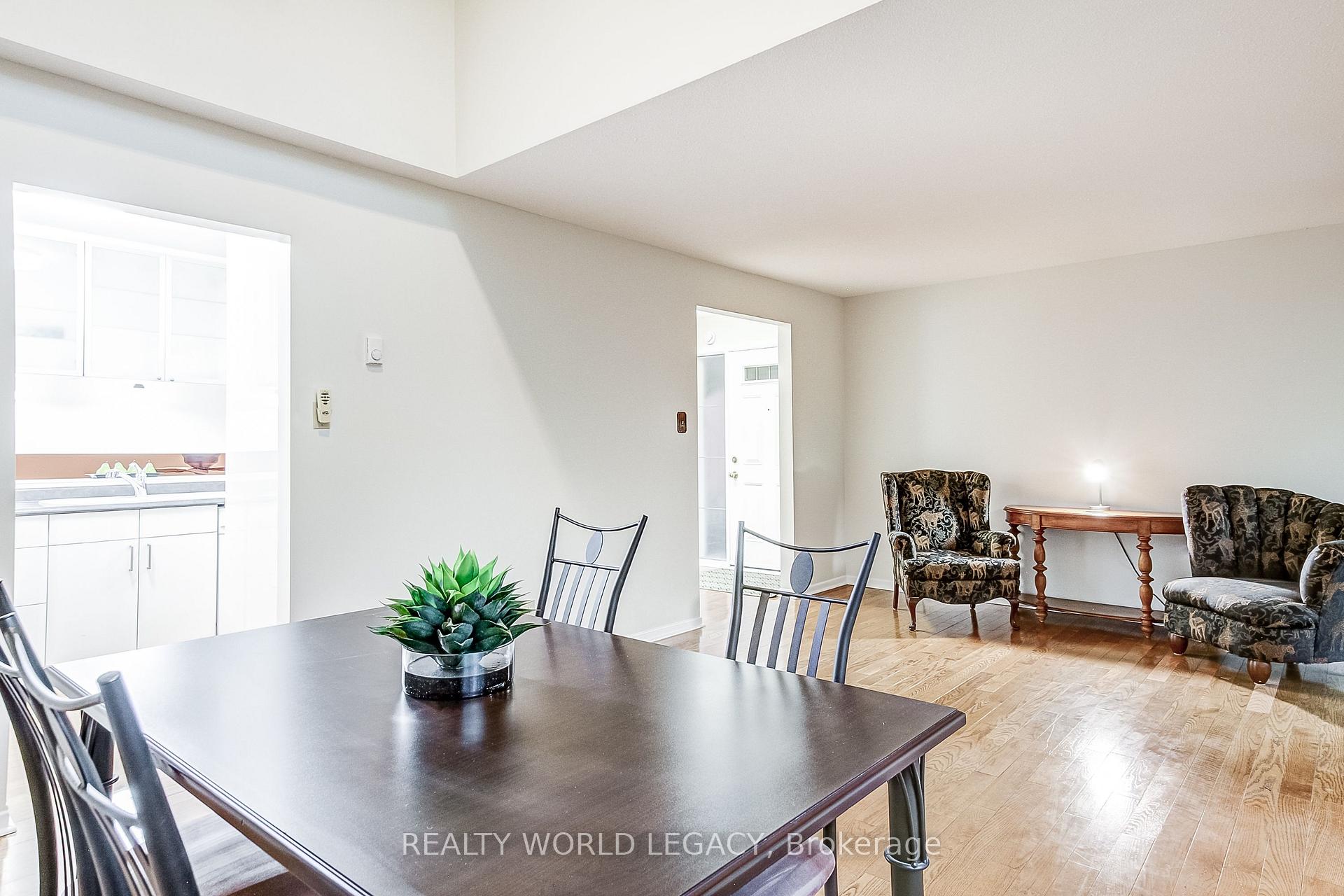 Photo 15 of Unit 1, 1580 Kerns Road, Burlington, Tyandaga — HOMEH