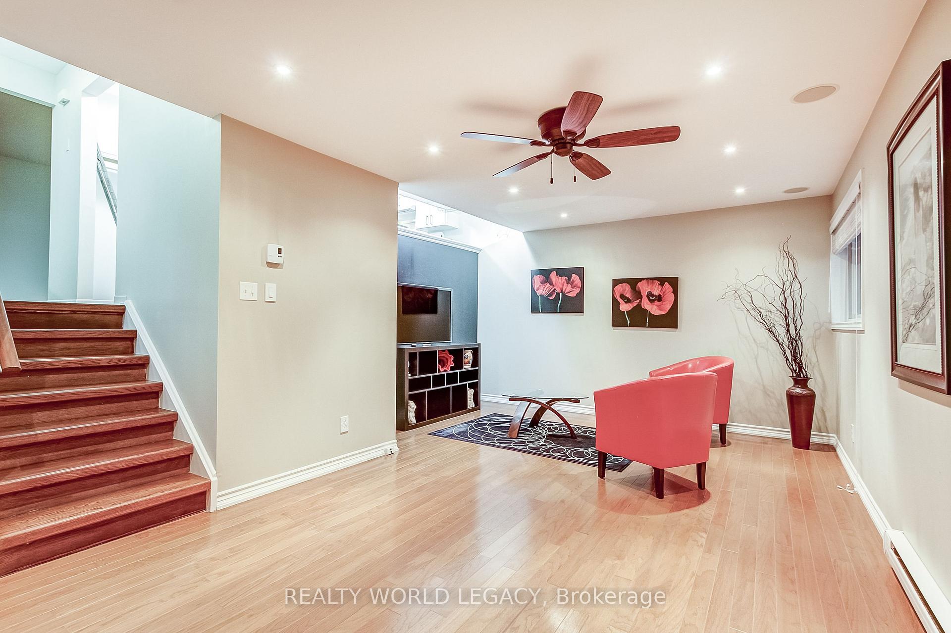 Photo 17 of Unit 1, 1580 Kerns Road, Burlington, Tyandaga — HOMEH