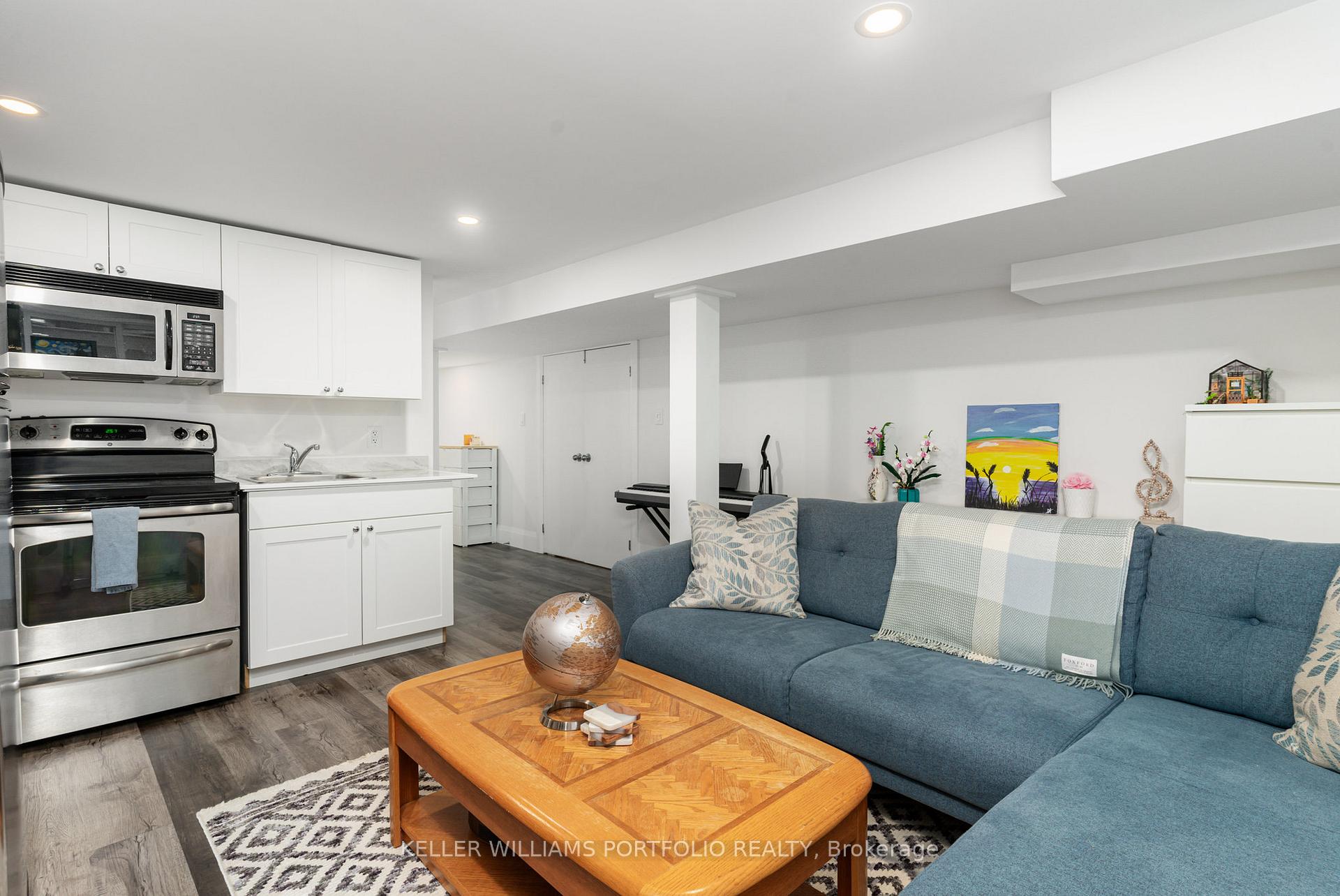 Photo 6 of Unit Lower, 329 Runnymede Road, Toronto, High Park North — HOMEH