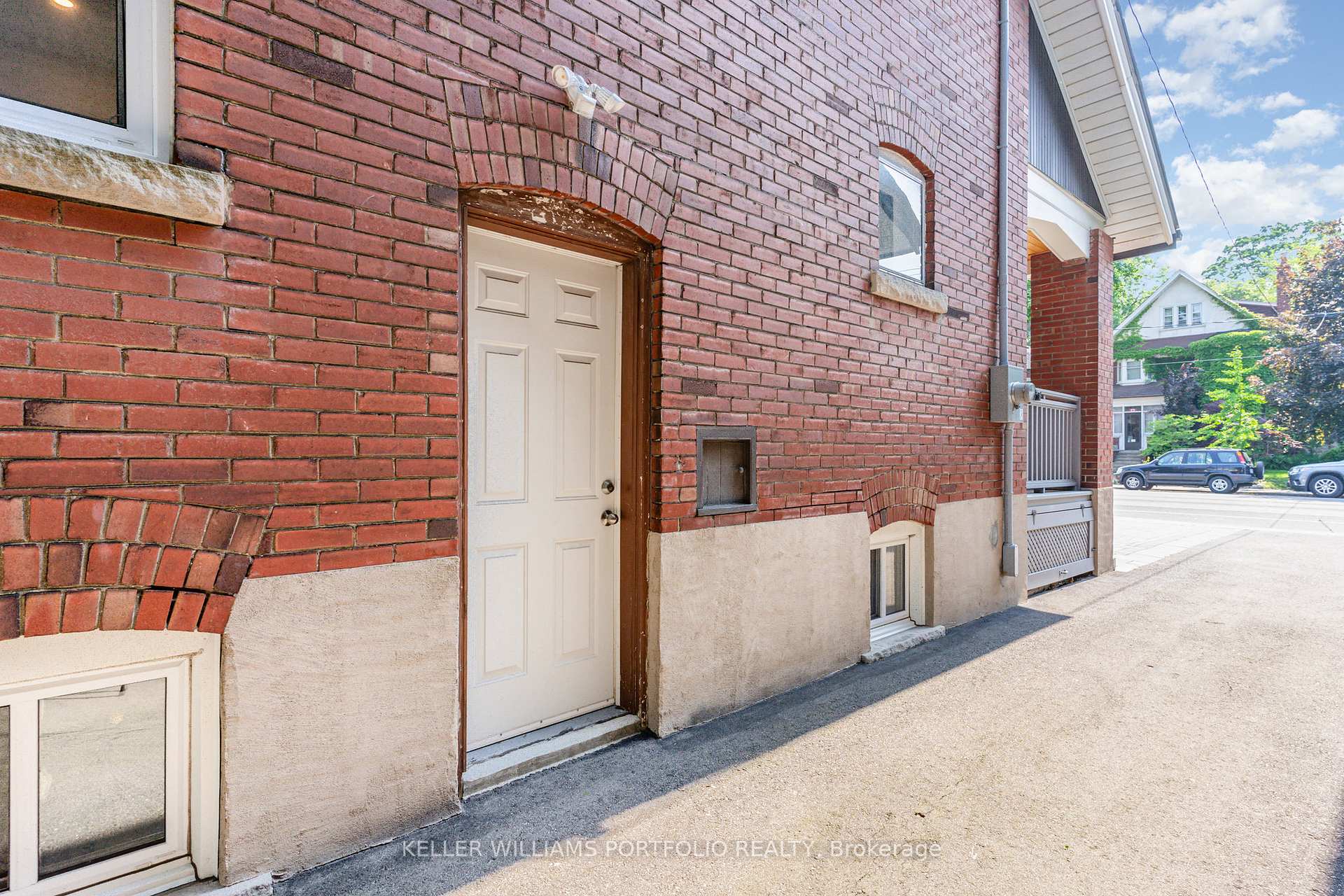 Photo 14 of Unit Lower, 329 Runnymede Road, Toronto, High Park North — HOMEH