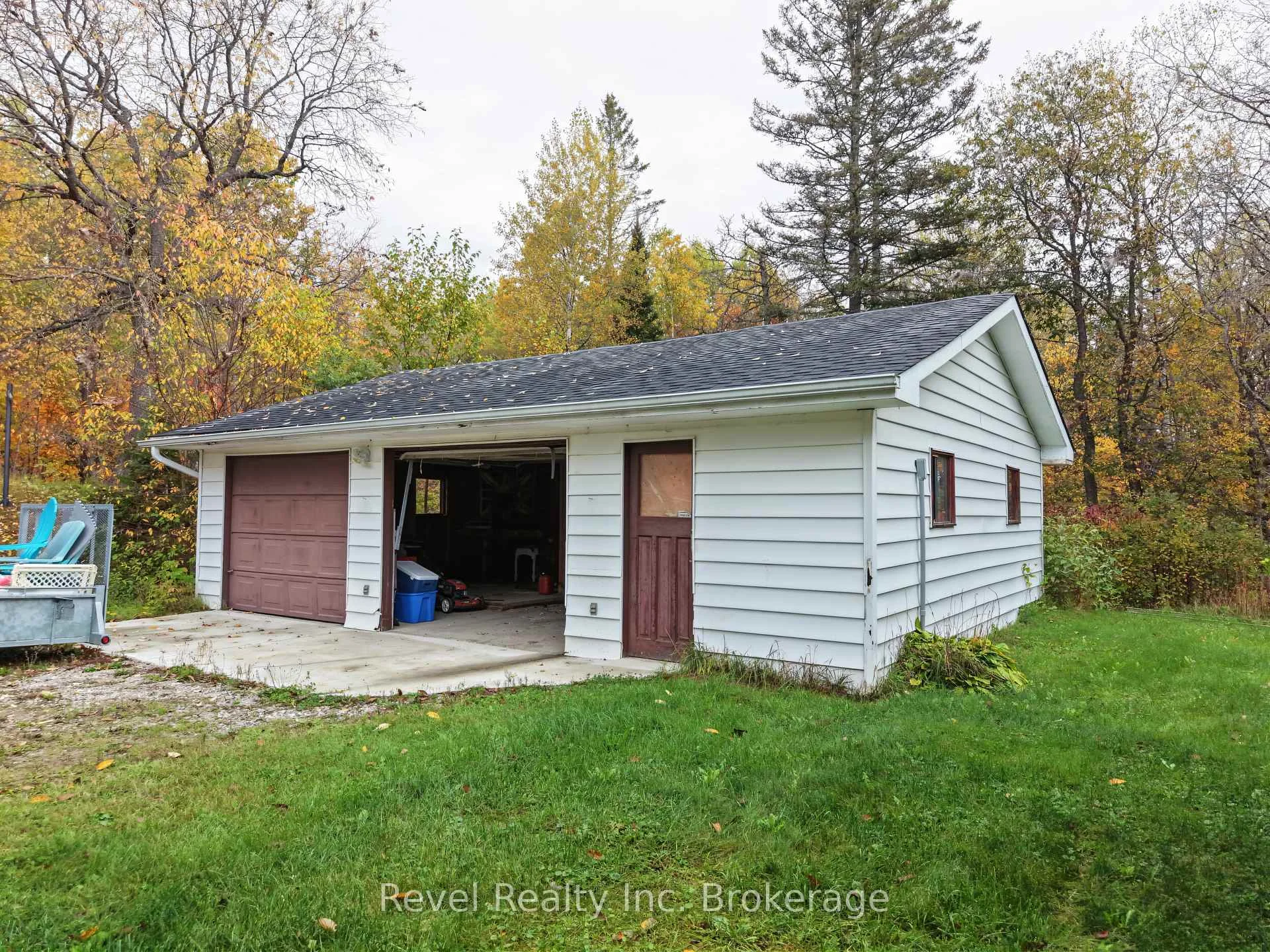 Photo 43 of 9614 63 Highway, Unorganized Townships, Redbridge — HOMEH