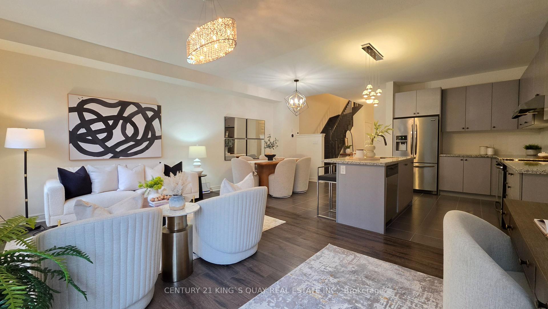 Photo 6 of 360 William Graham Drive, Aurora, Rural Aurora — HOMEH
