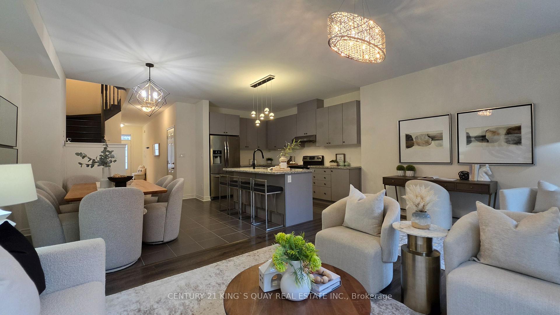 Photo 8 of 360 William Graham Drive, Aurora, Rural Aurora — HOMEH