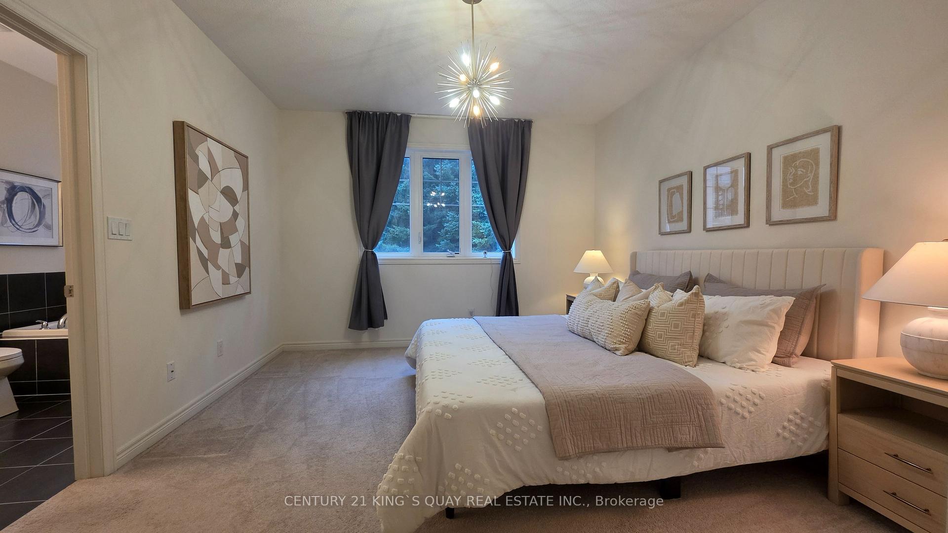 Photo 14 of 360 William Graham Drive, Aurora, Rural Aurora — HOMEH