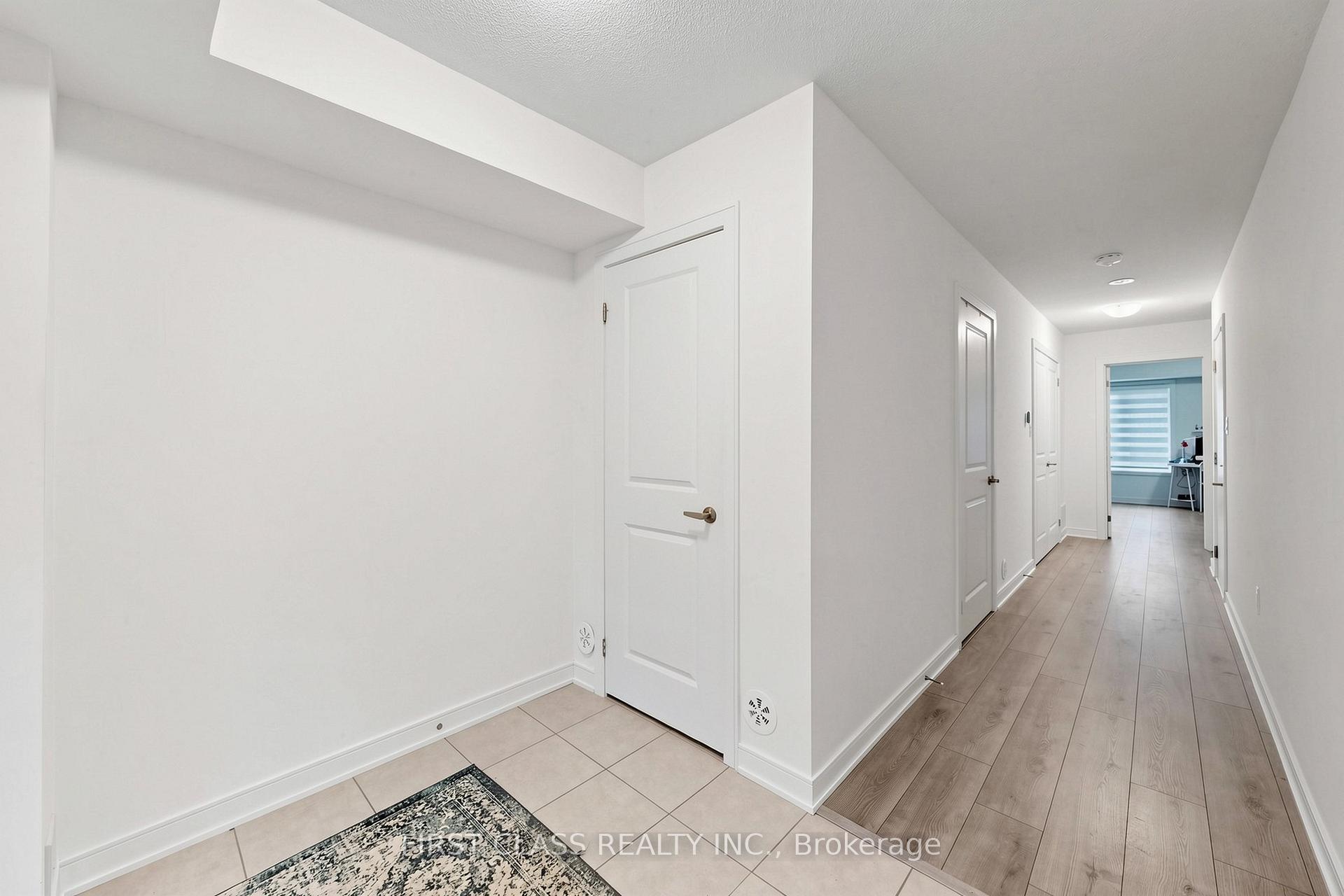 Photo 4 of 55 Red Maple Lane, Barrie, Painswick South — HOMEH