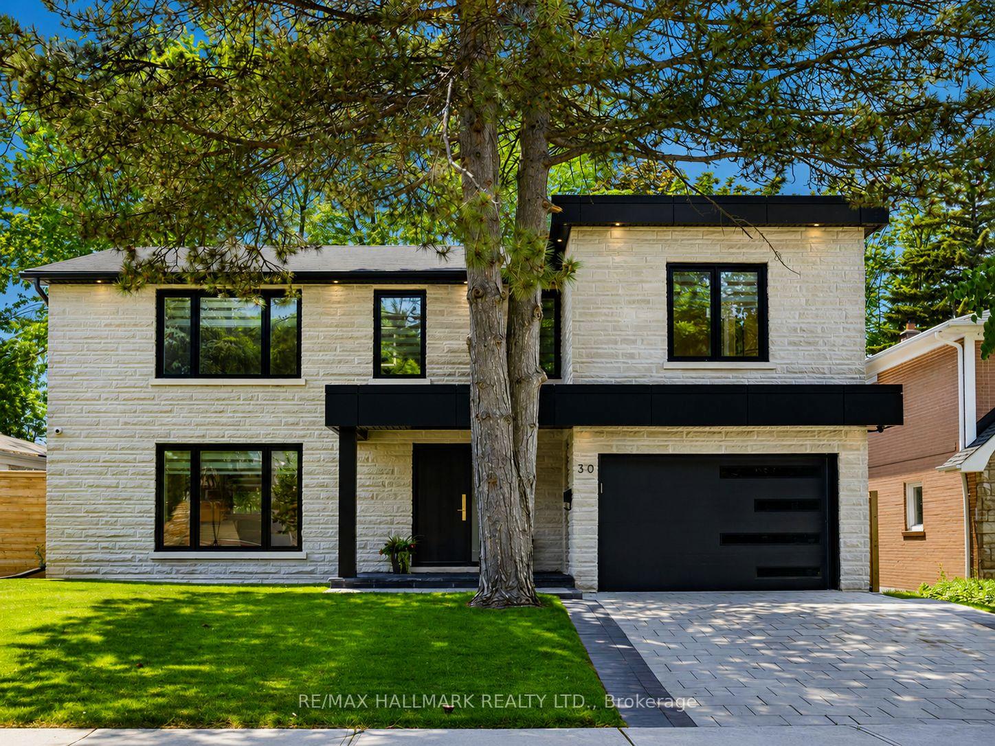 Photo 5 of 30 Kellythorne Drive, North York, Parkwoods-Donalda — HOMEH