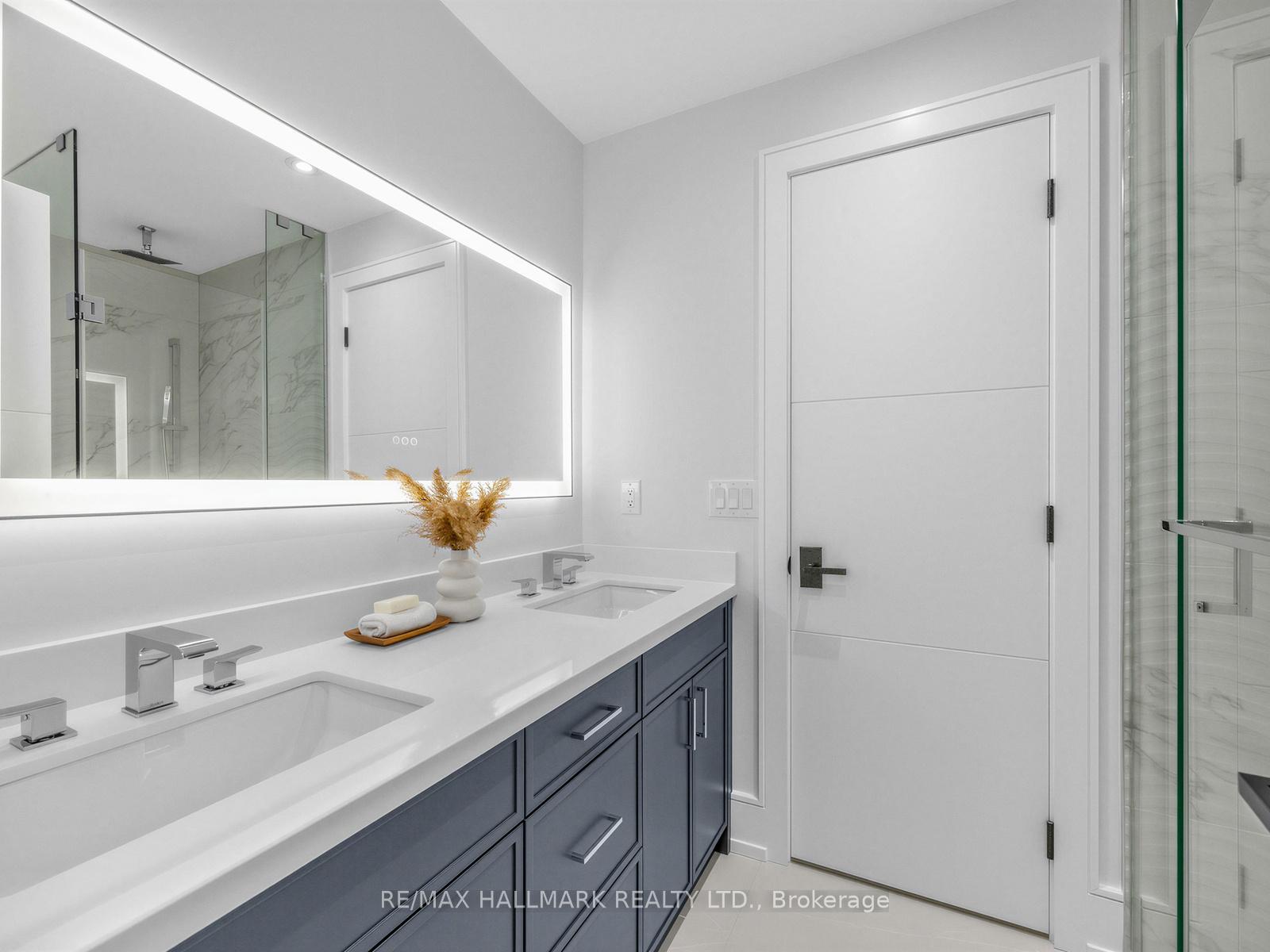 Photo 30 of 30 Kellythorne Drive, North York, Parkwoods-Donalda — HOMEH