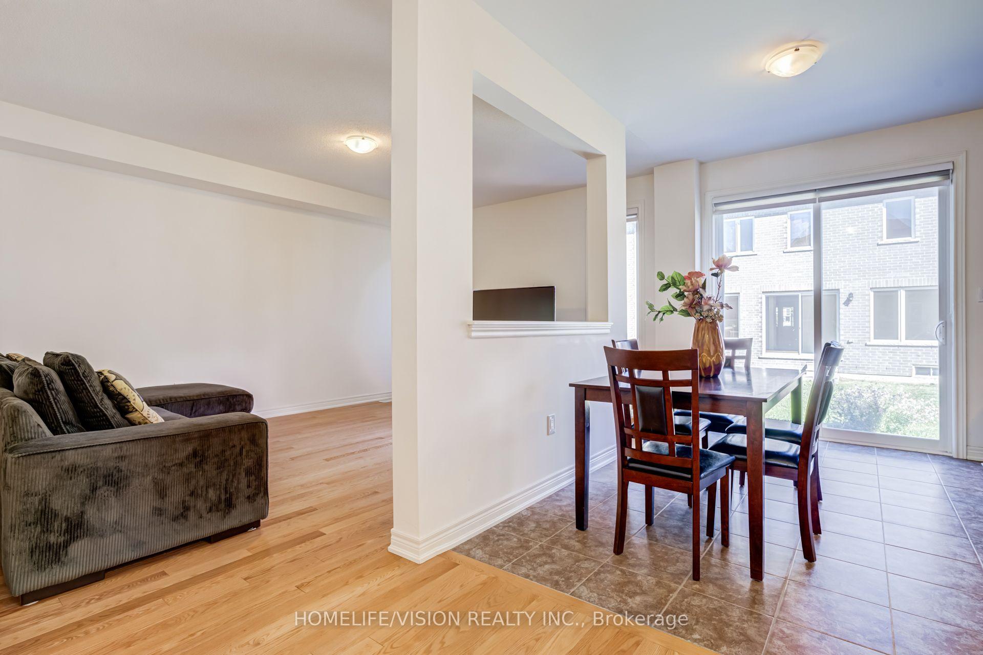 Photo 9 of 383 Royal West Drive, Brampton, Credit Valley — HOMEH