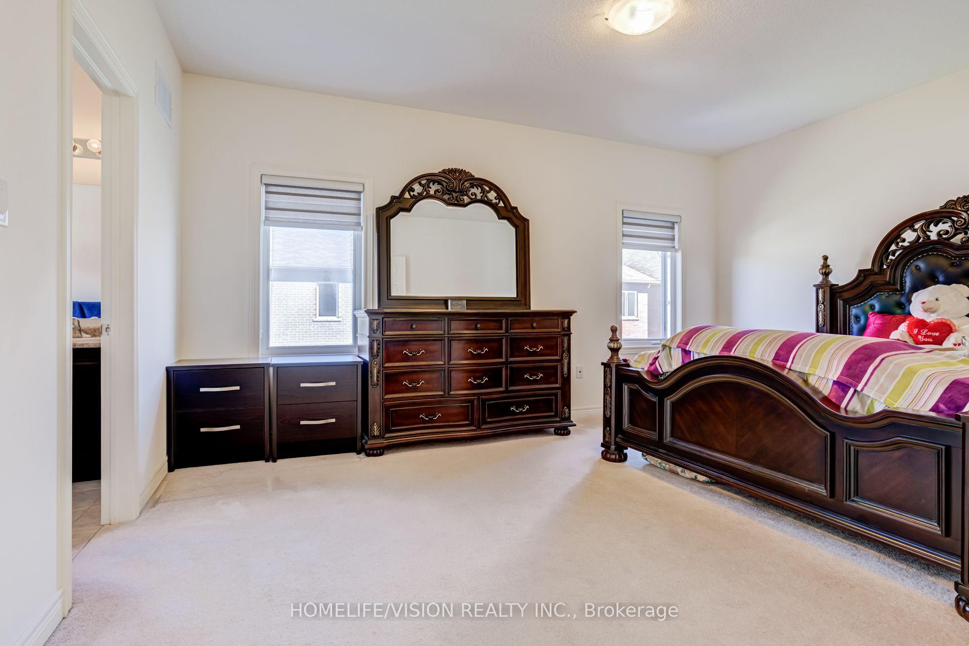 Photo 22 of 383 Royal West Drive, Brampton, Credit Valley — HOMEH