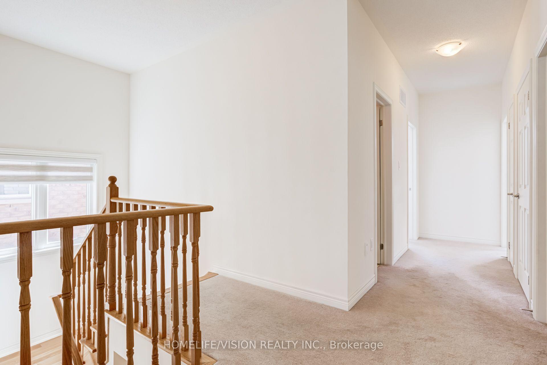 Photo 29 of 383 Royal West Drive, Brampton, Credit Valley — HOMEH