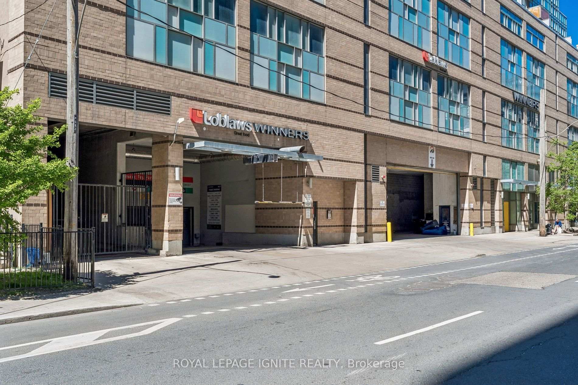 Photo 5 of Unit 1021, 543 Richmond Street W, Toronto, Waterfront Communities — HOMEH