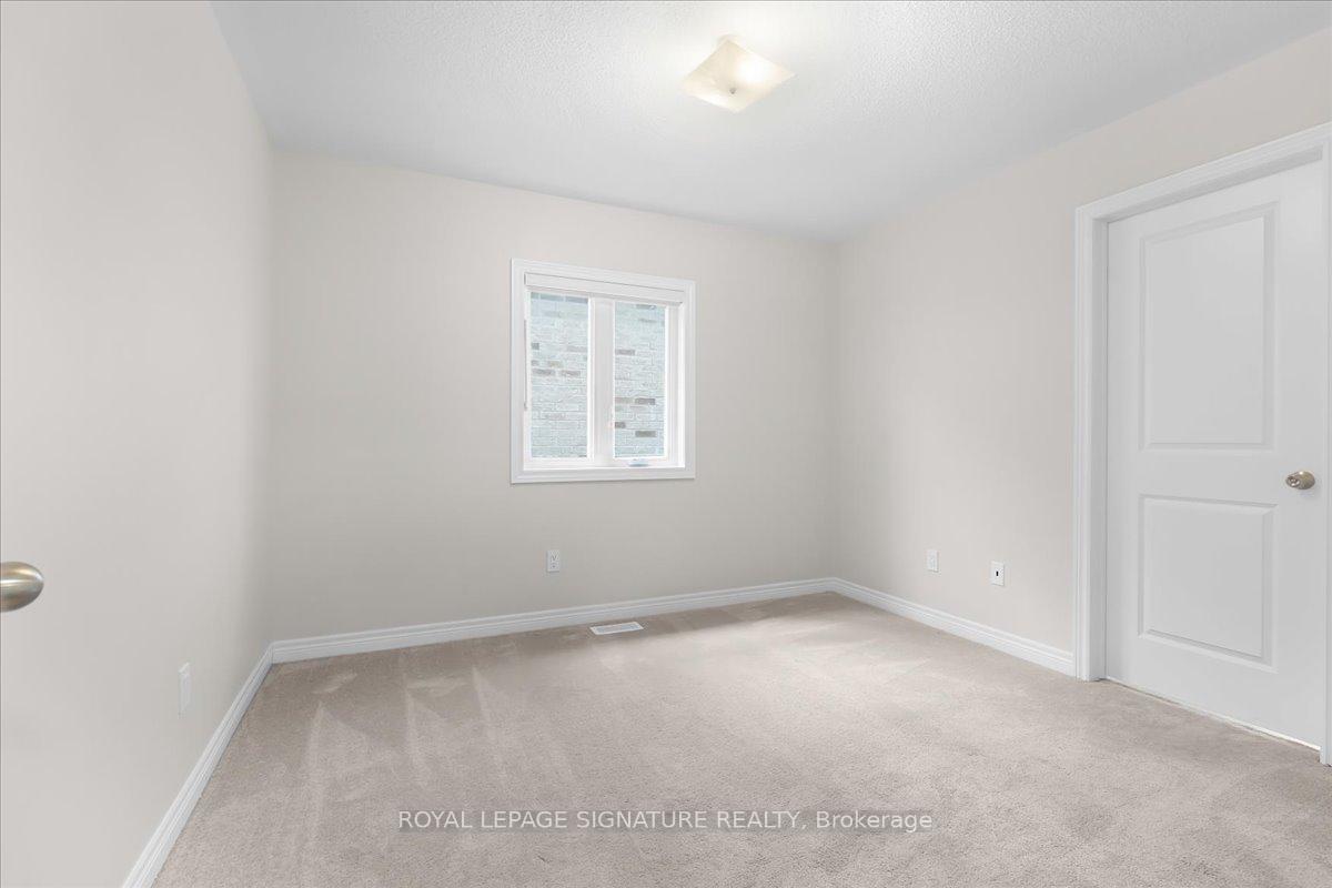 Photo 35 of 635 Lemay Grove, Peterborough, Monaghan Ward 2 — HOMEH