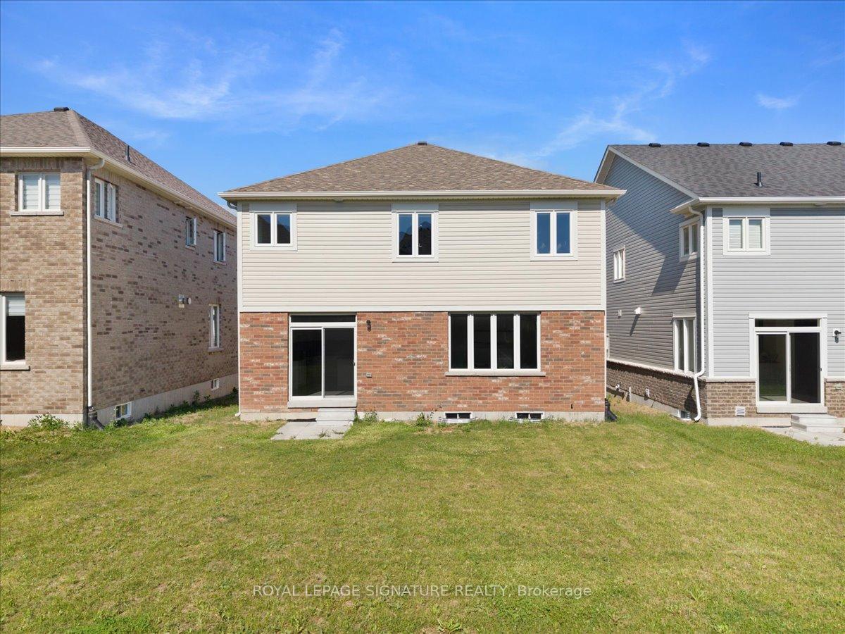 Photo 44 of 635 Lemay Grove, Peterborough, Monaghan Ward 2 — HOMEH