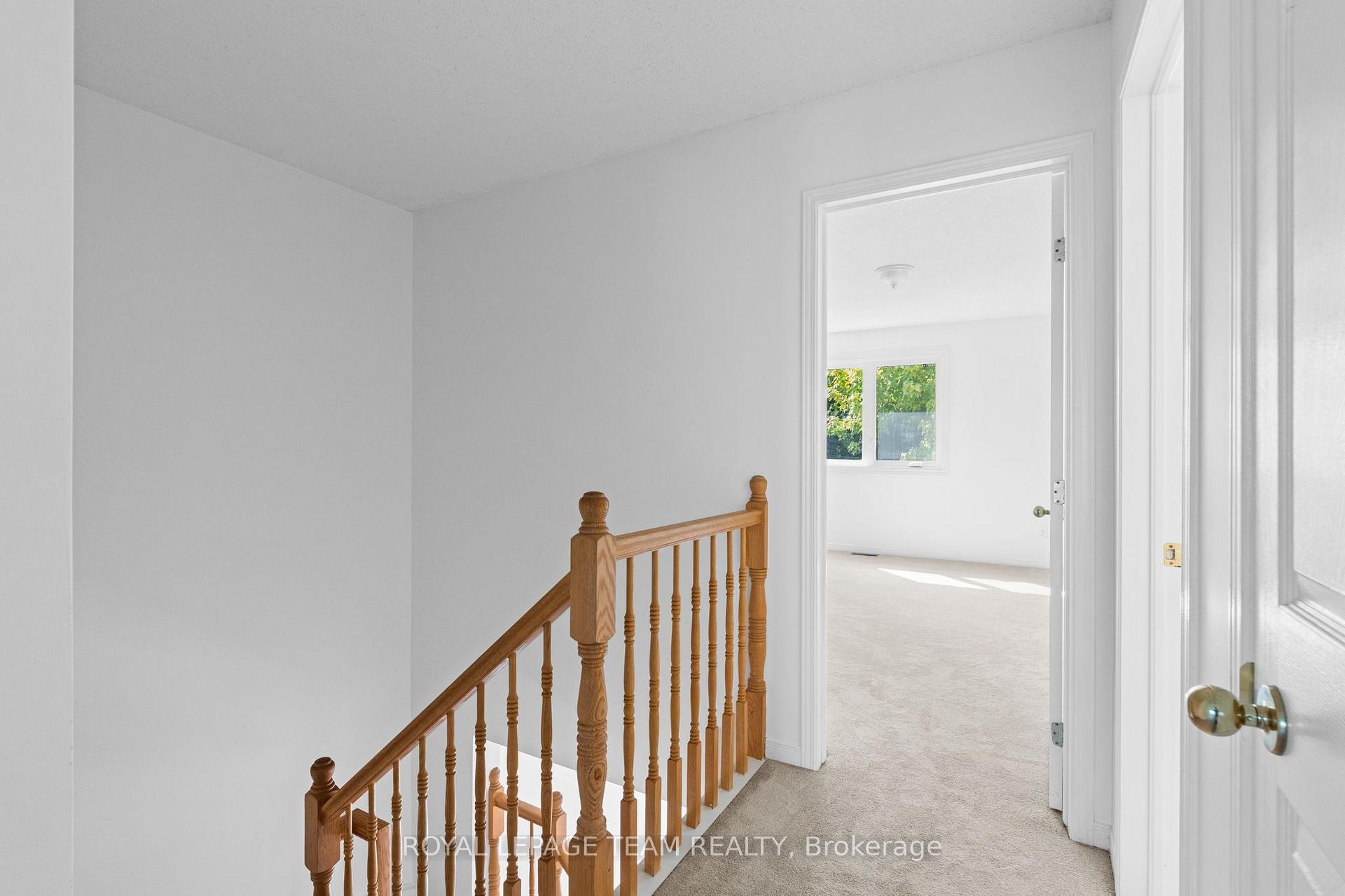 Photo 16 of 106 Woodpark Way, Ottawa, Barrhaven - Longfields — HOMEH