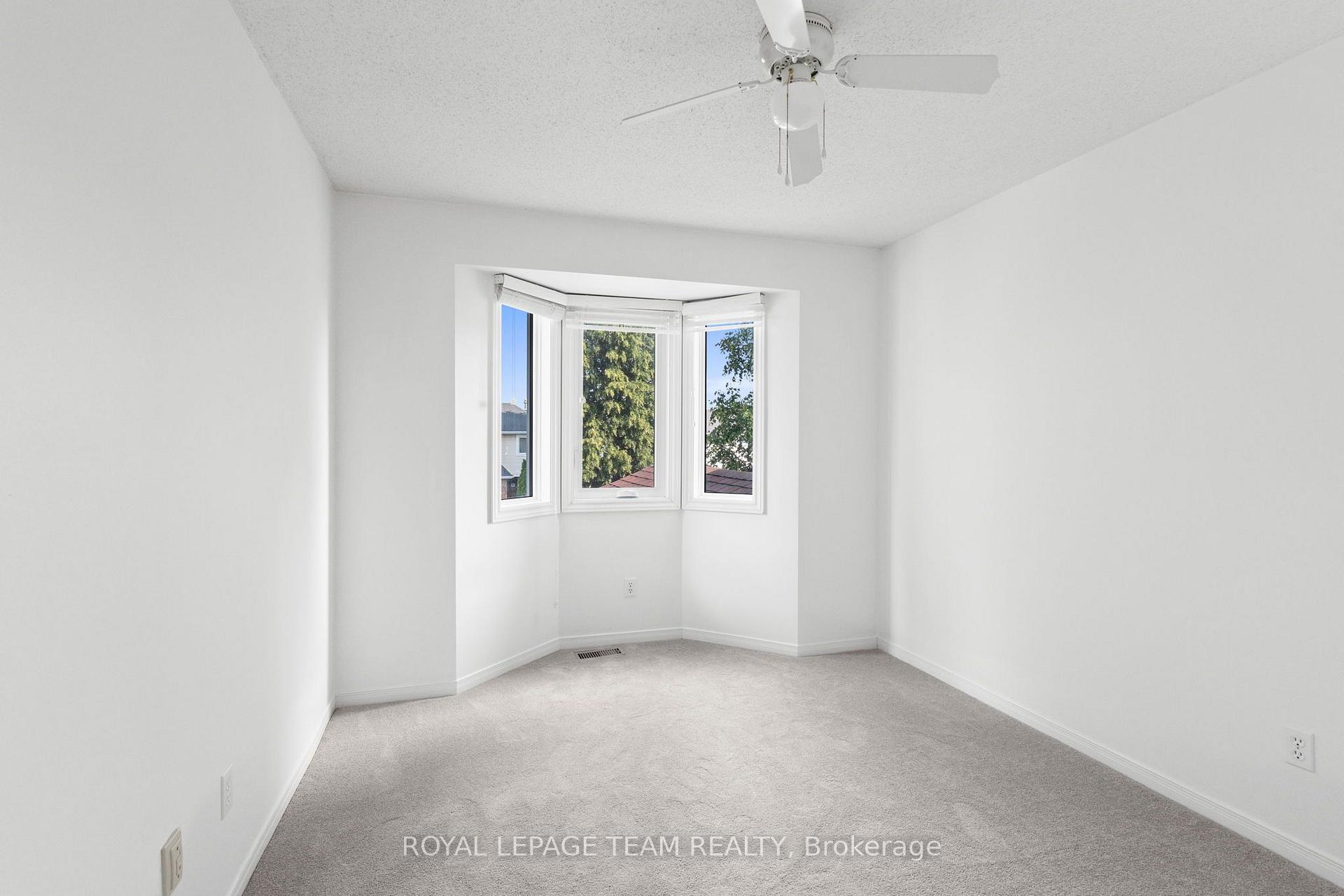 Photo 23 of 106 Woodpark Way, Ottawa, Barrhaven - Longfields — HOMEH