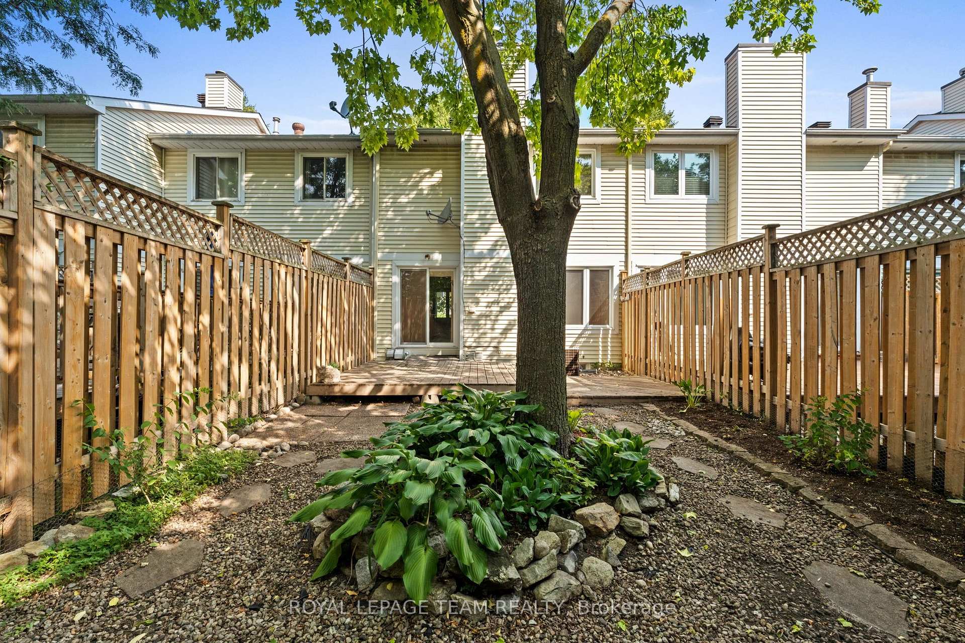 Photo 32 of 106 Woodpark Way, Ottawa, Barrhaven - Longfields — HOMEH