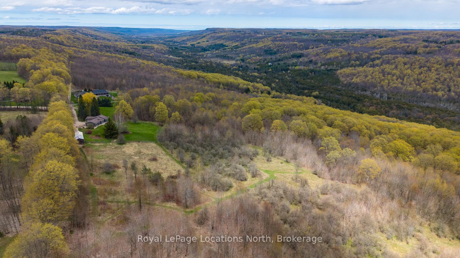 Photo 11 of 446070 Johnston's Side Road, Grey Highlands — HOMEH