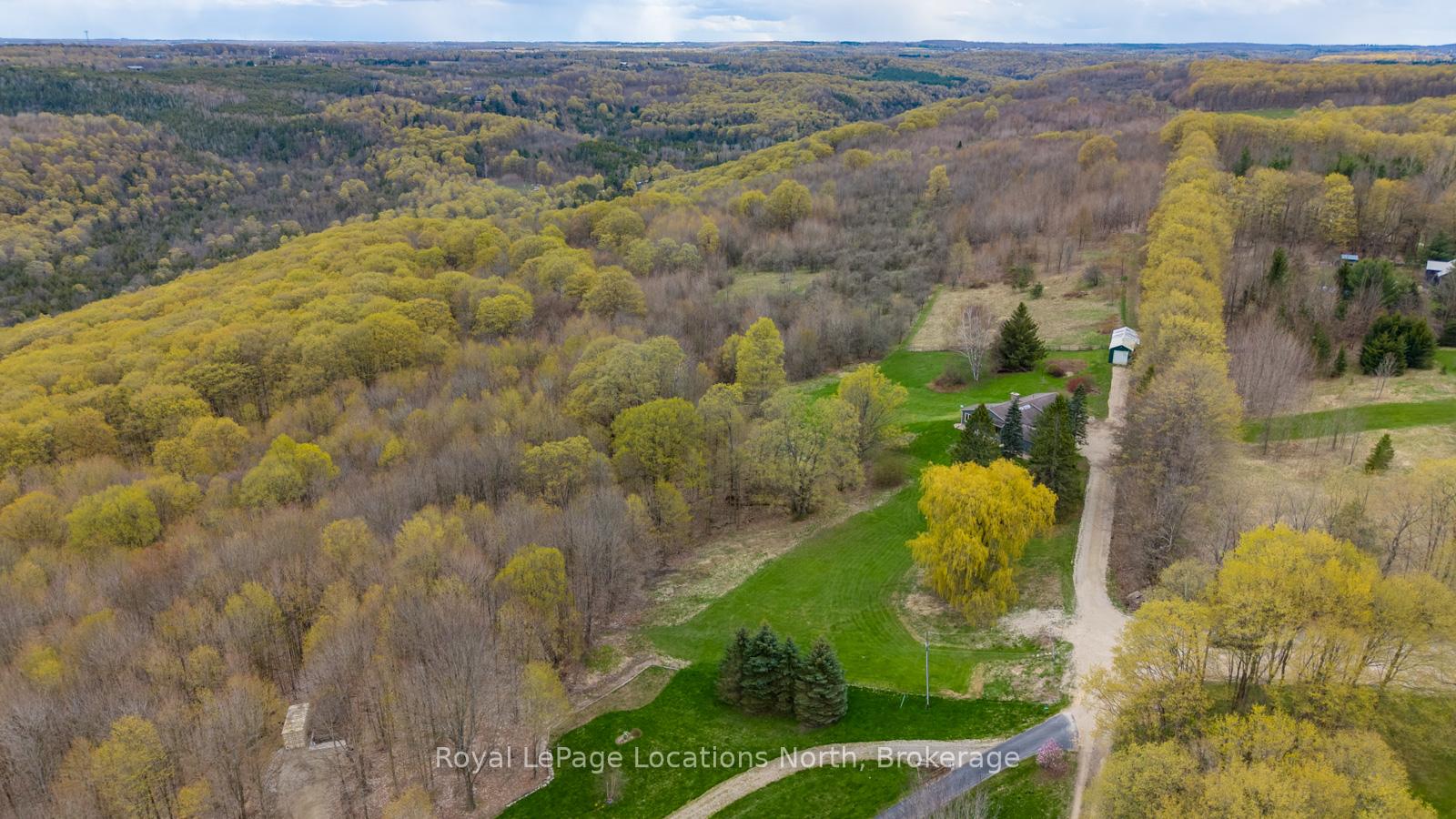 Photo 41 of 446070 Johnston's Side Road, Grey Highlands — HOMEH