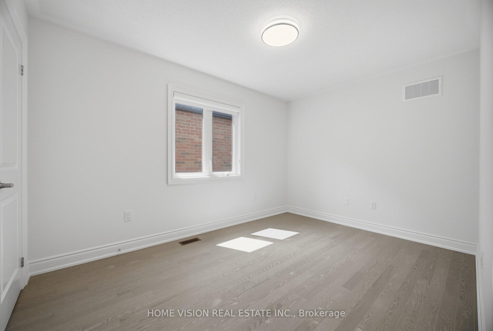 Photo 24 of 36 Quinton Ridge, Brampton, Bram West — HOMEH
