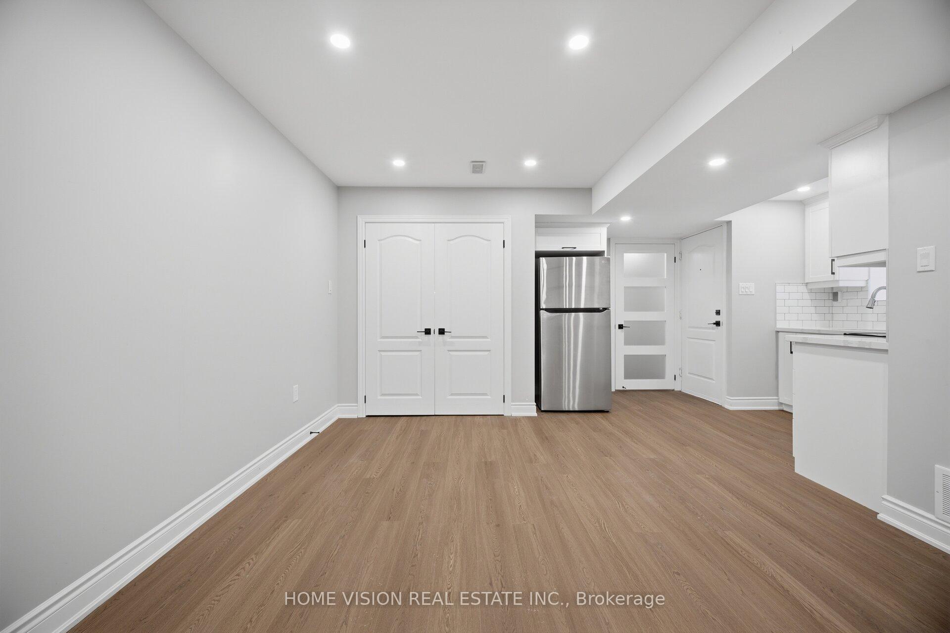 Photo 31 of 36 Quinton Ridge, Brampton, Bram West — HOMEH