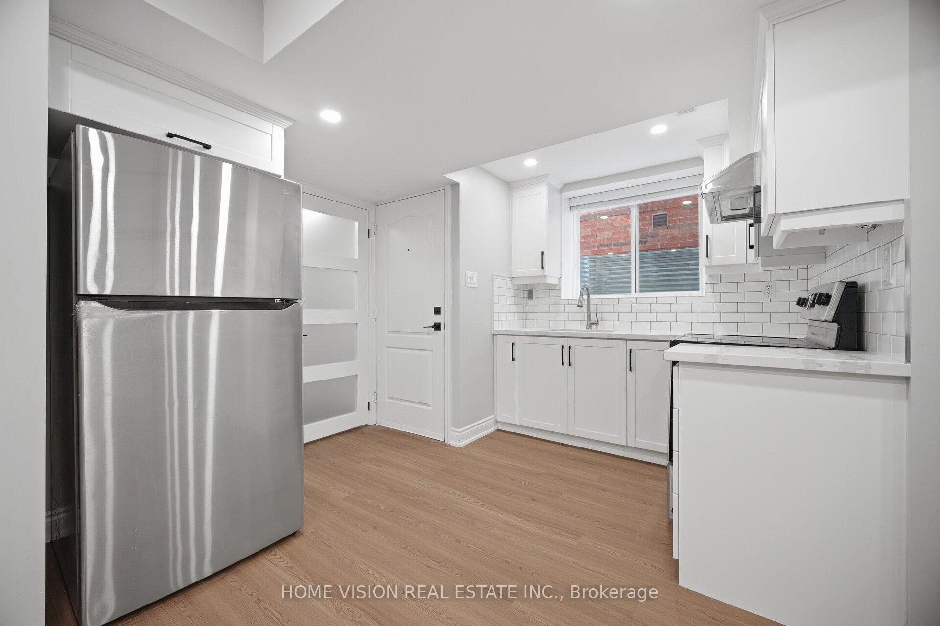 Photo 32 of 36 Quinton Ridge, Brampton, Bram West — HOMEH