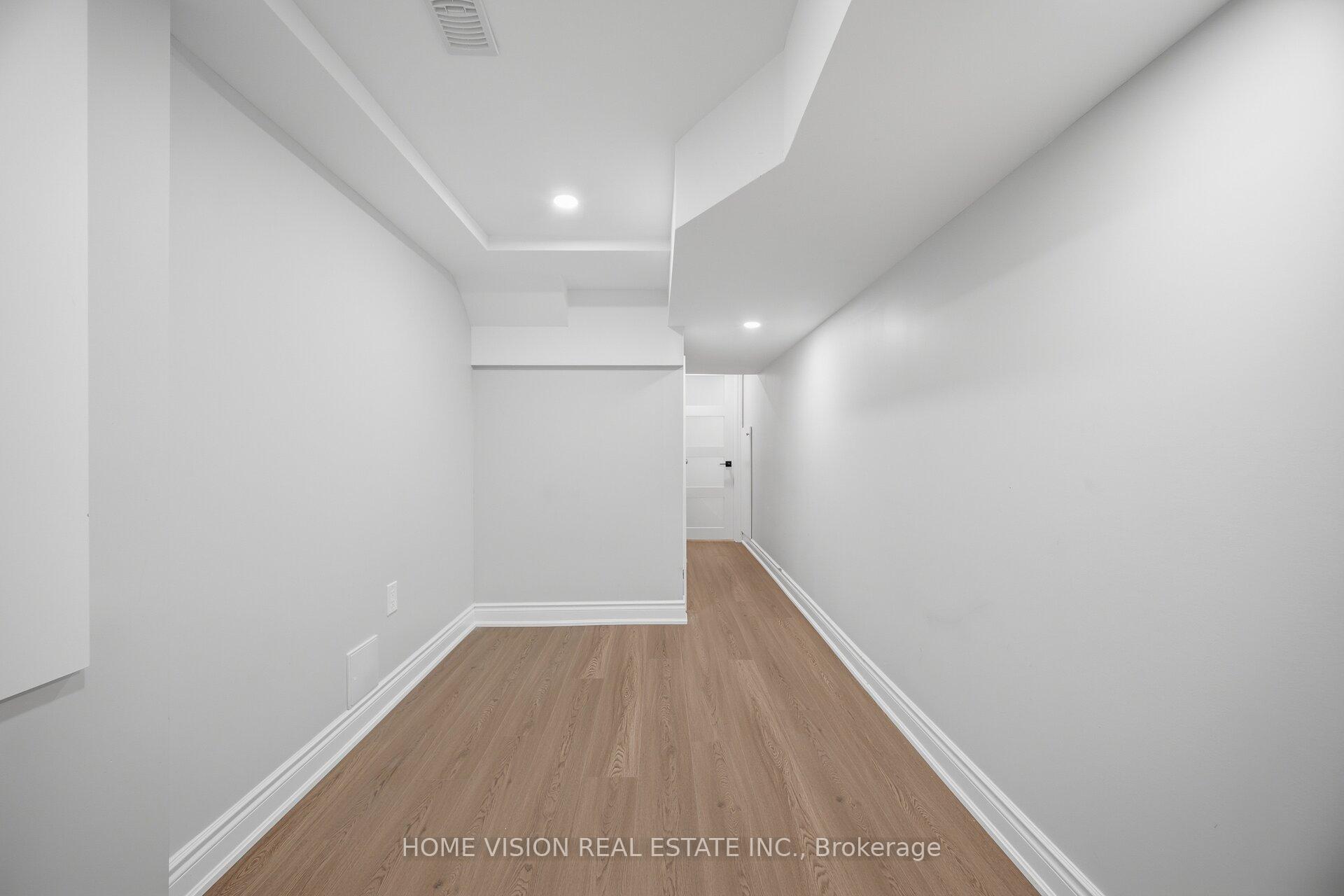 Photo 42 of 36 Quinton Ridge, Brampton, Bram West — HOMEH